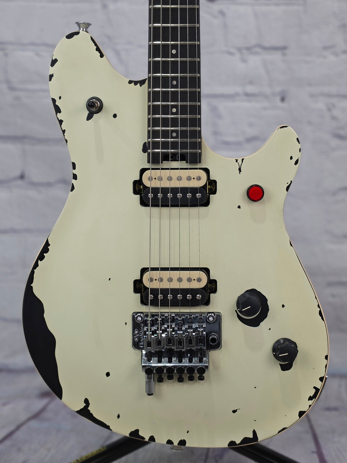 EVH Guitars Limited Edition Wolfgang Special Striped Series 2015 Tour 6 String Electric Guitar Distressed Ivory