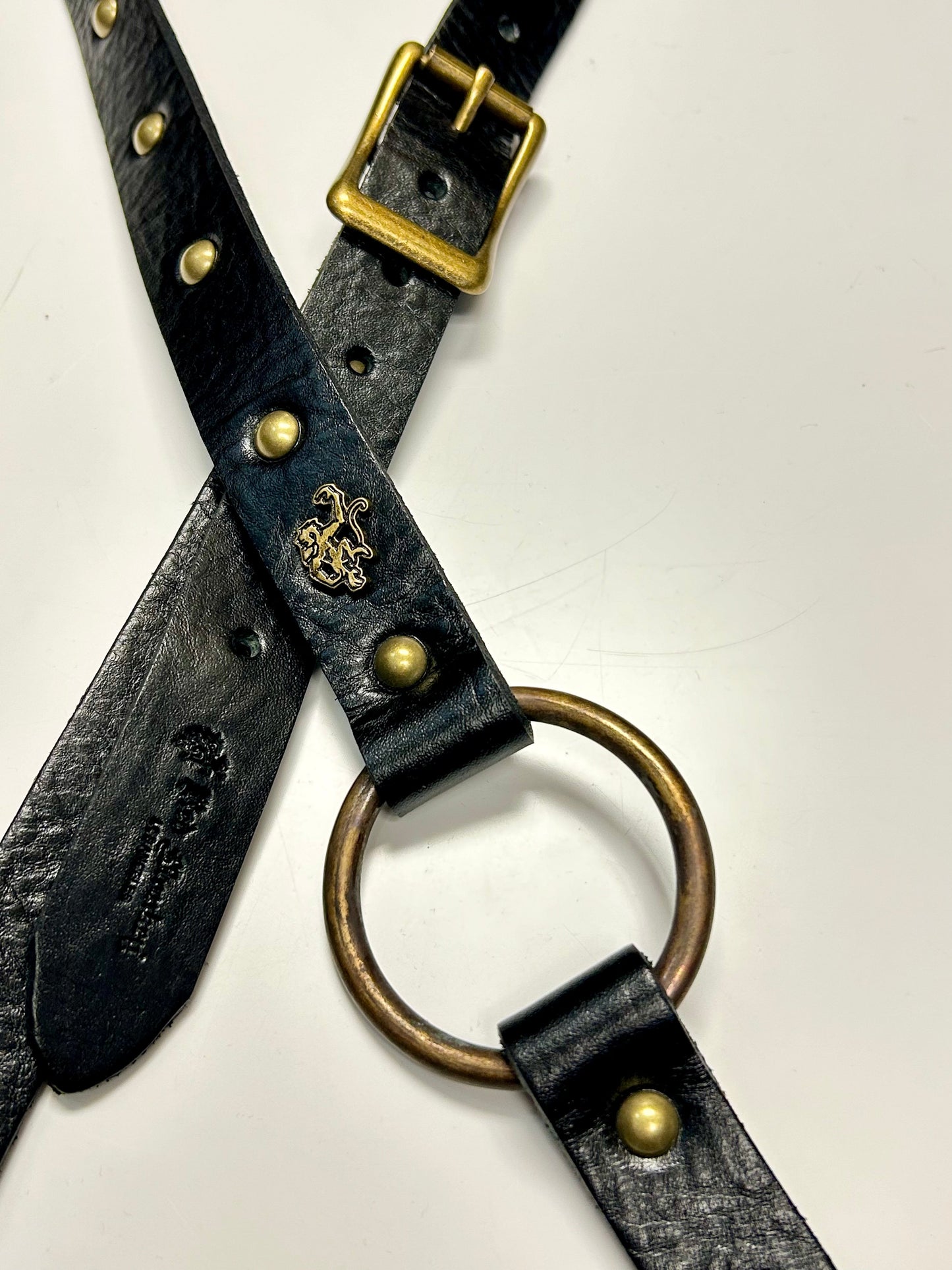 Red Monkey Designs Nash Guitar Strap (Black/Antique Brass)