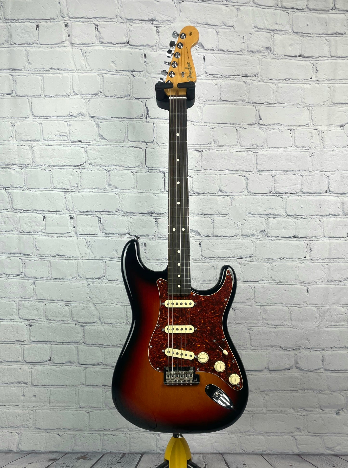 USED Fender American Standard Stratocaster Electric Guitar 2016 Sunburst