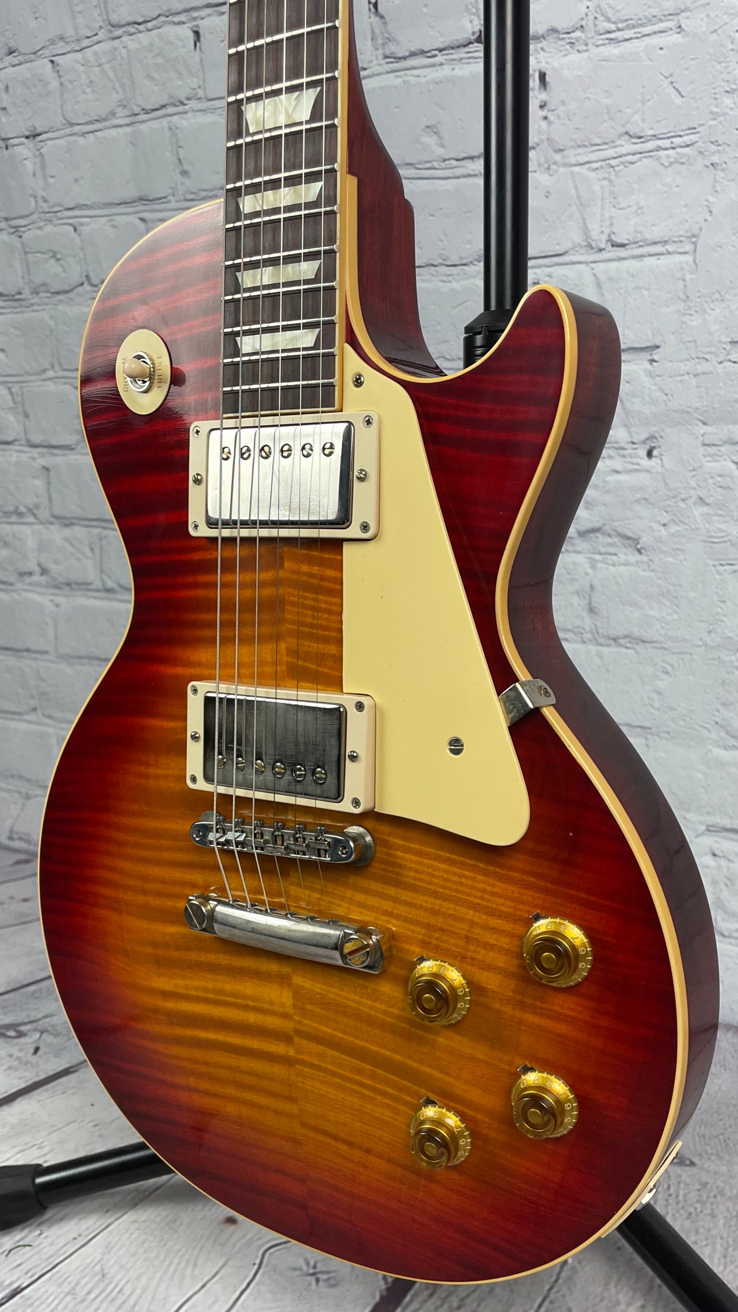 Gibson Custom Shop Murphy Lab Ultra Lite '59 Les Paul Reissue Electric Guitar Factory Burst
