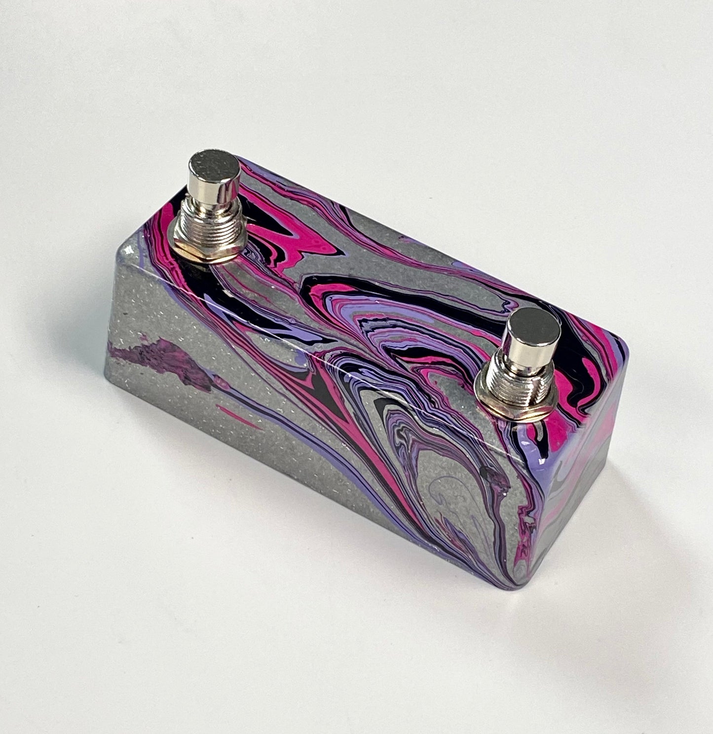 Leprechaun FX Line 6 Extension Foot-switch  (Black/Pink/Purple)