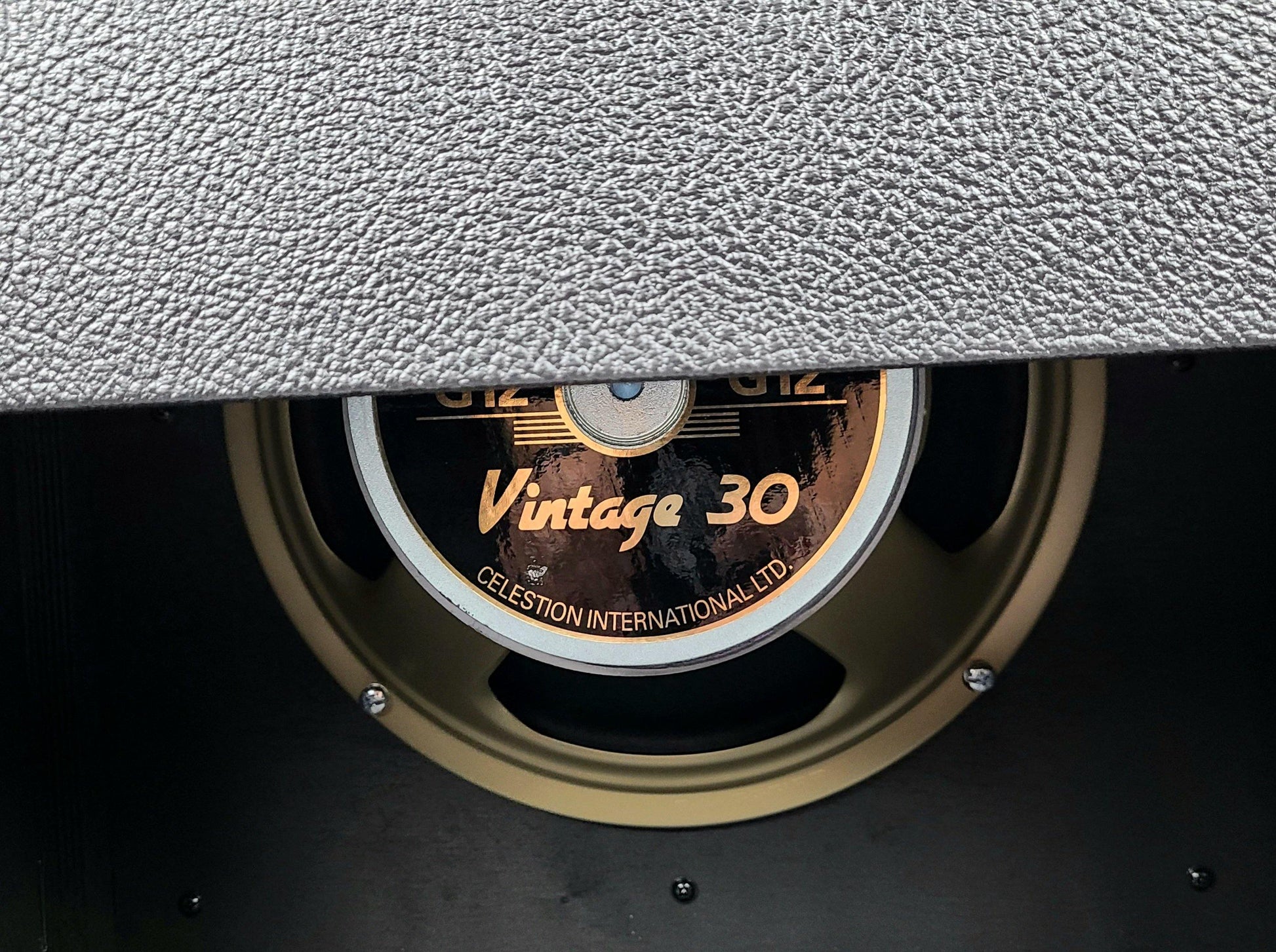 USED Victory Amplification V112V 1x12 Cabinet Black Tolex V30 - Guitar Brando