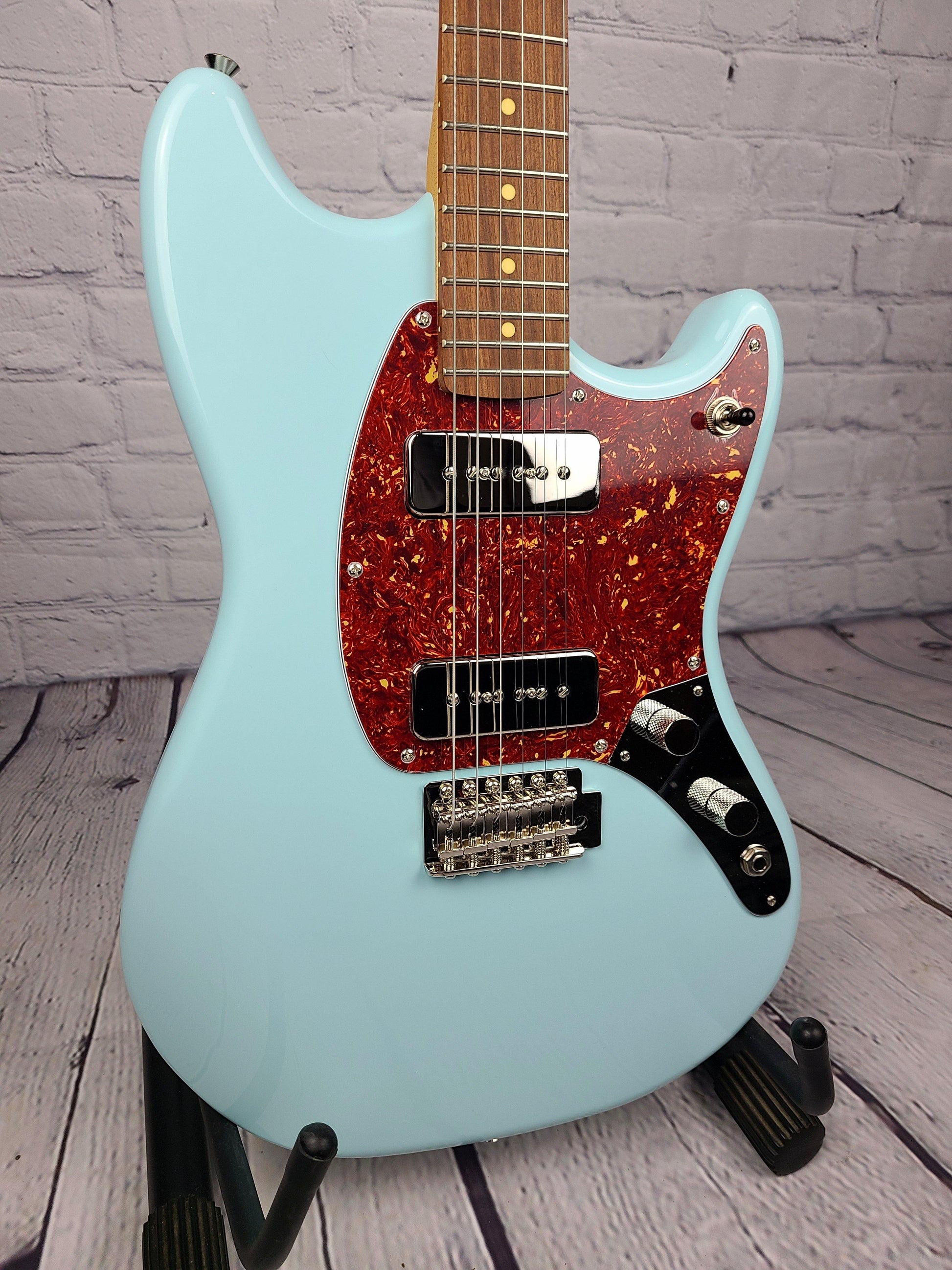 Fano MG6 Omnis Sonic Blue 25.5" Trem - Guitar Brando