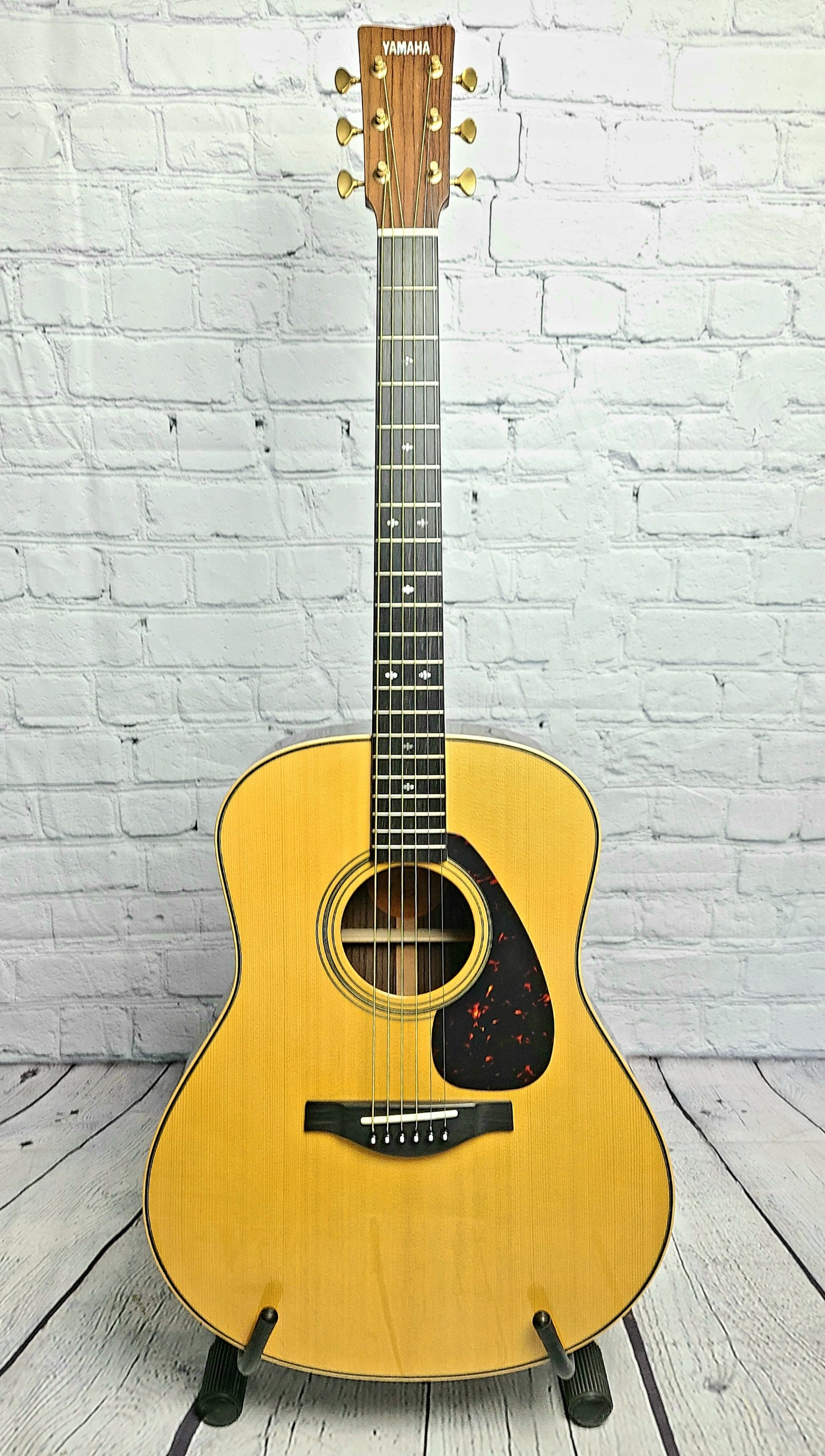 USED Yamaha Japan LL26 ARE II Dreadnaught Acoustic Guitar Natural