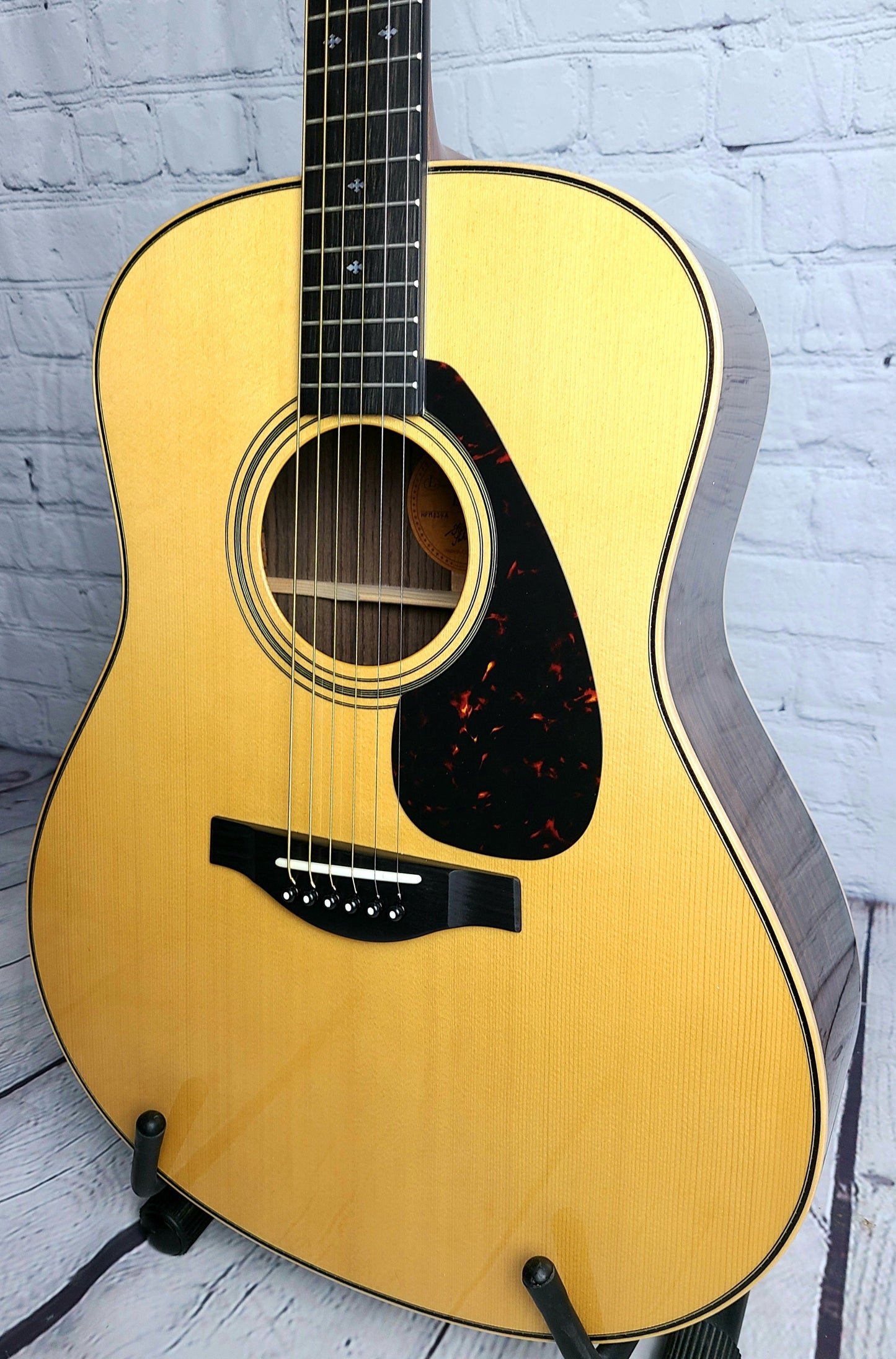 USED Yamaha Japan LL26 ARE II Dreadnaught Acoustic Guitar Natural
