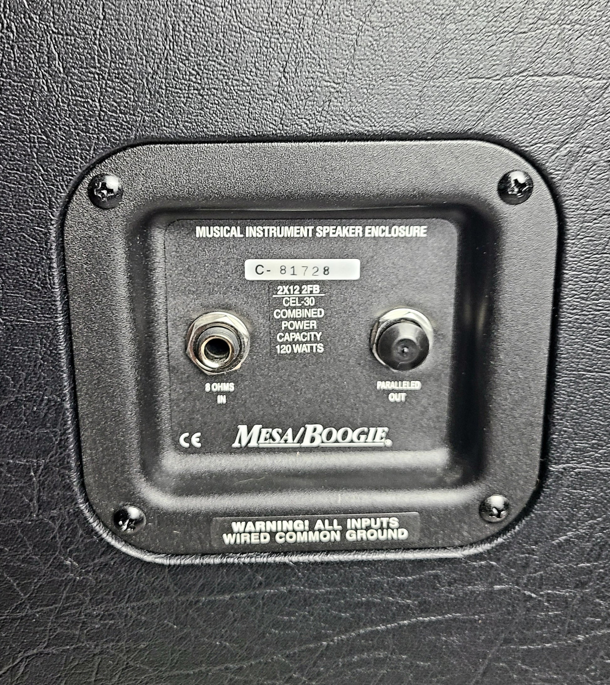 USED Mesa Boogie 2x12 Vertical Amp Cabinet – Guitar Brando