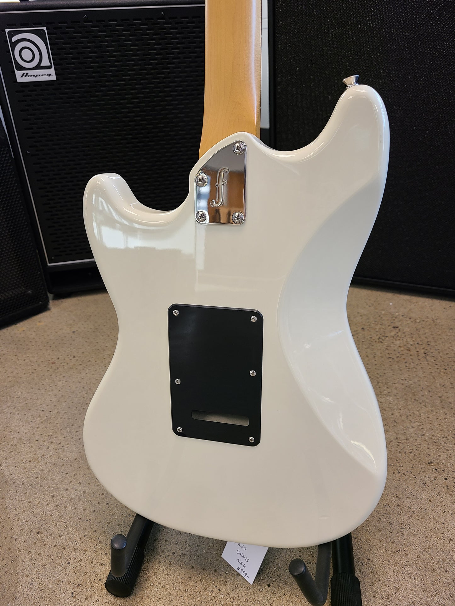 USED Fano MG6 Omnis Olympic White 25.5" Trem