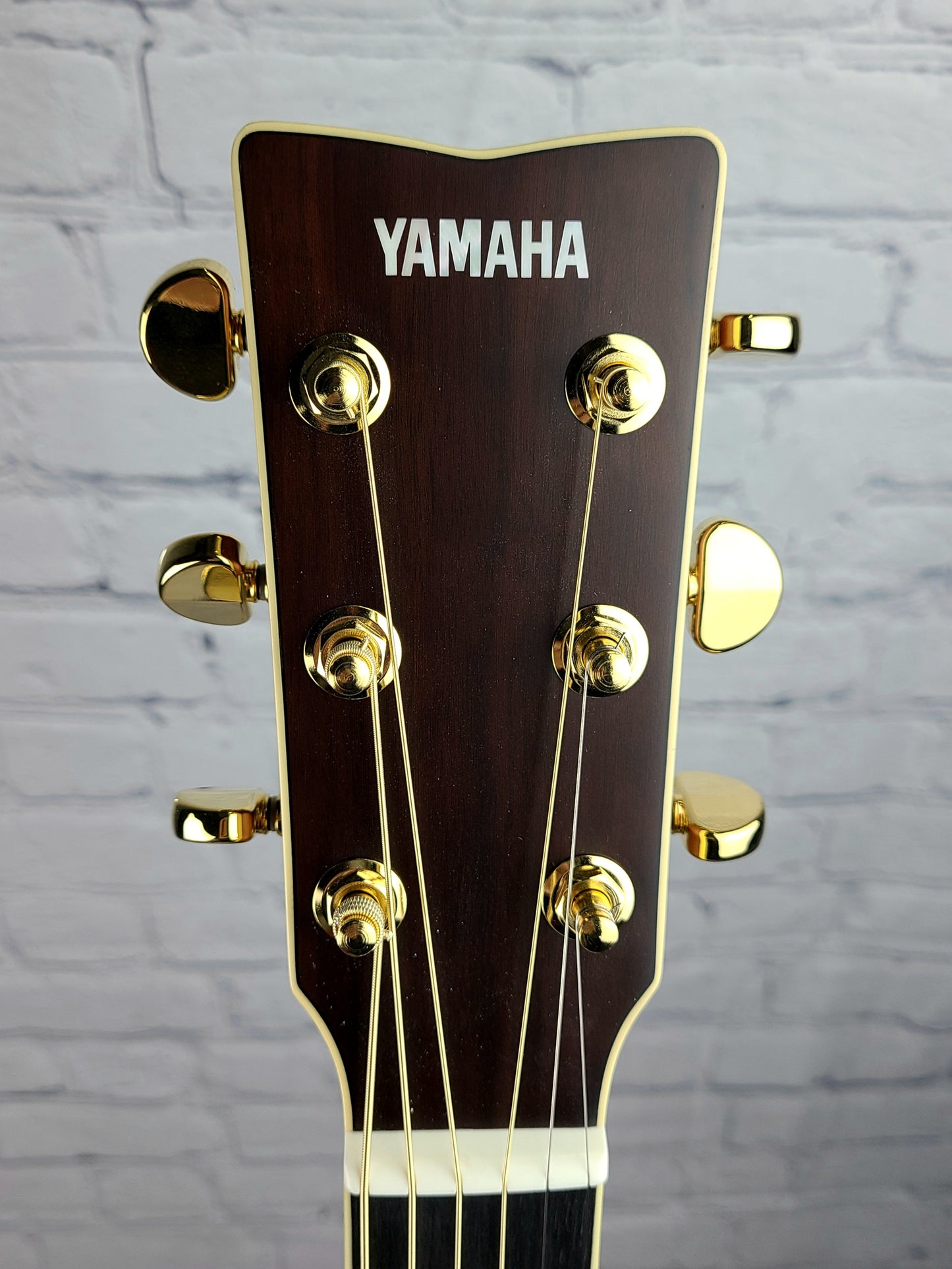 Yamaha LS16ARE Electric Acoustic Guitar Solid Rosewood Brown Sunburst