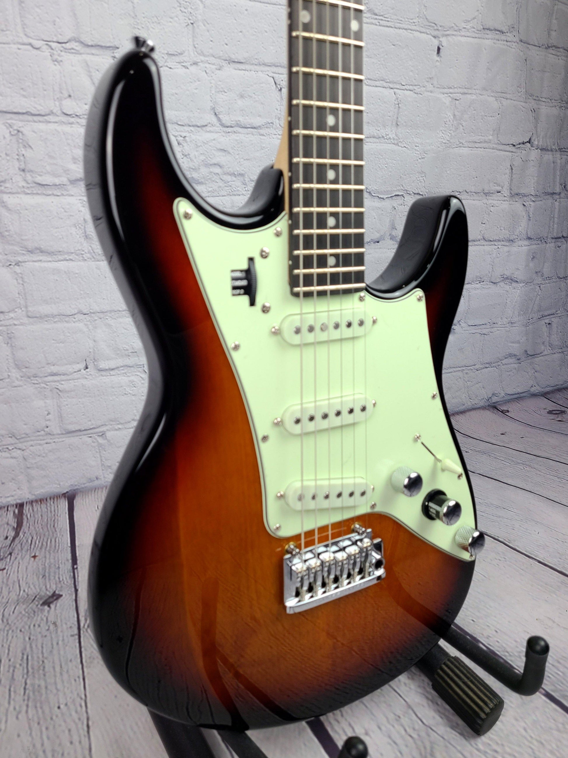 Line 6 JTV-69S JAMES TYLER VARIAX 3-TONE SUNBURST EBONY FB