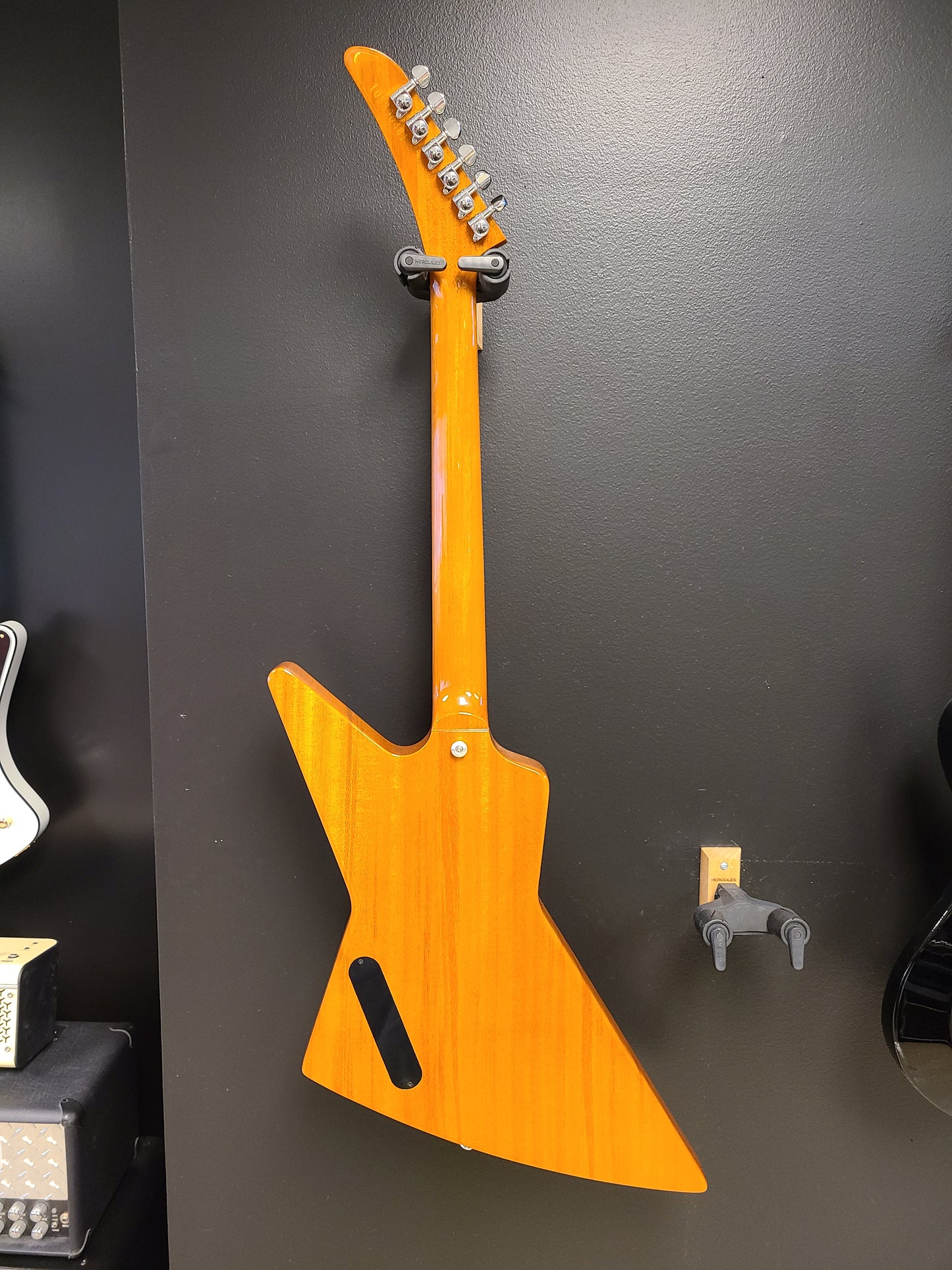 USED 2019 Gibson USA Explorer