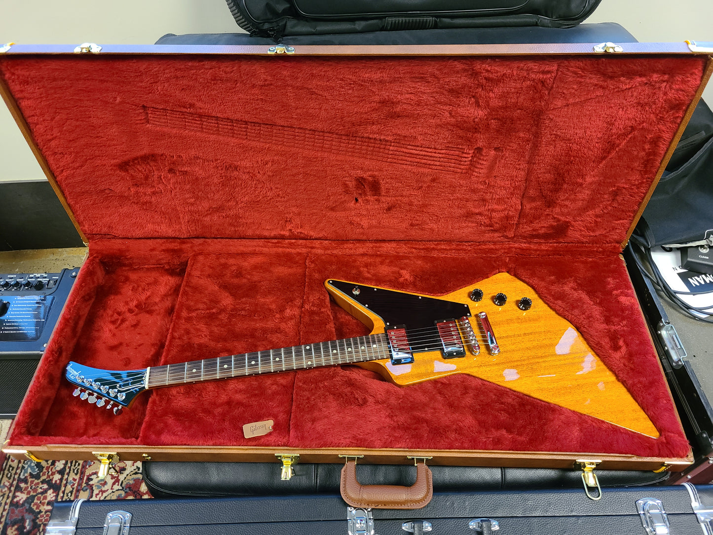 USED 2019 Gibson USA Explorer