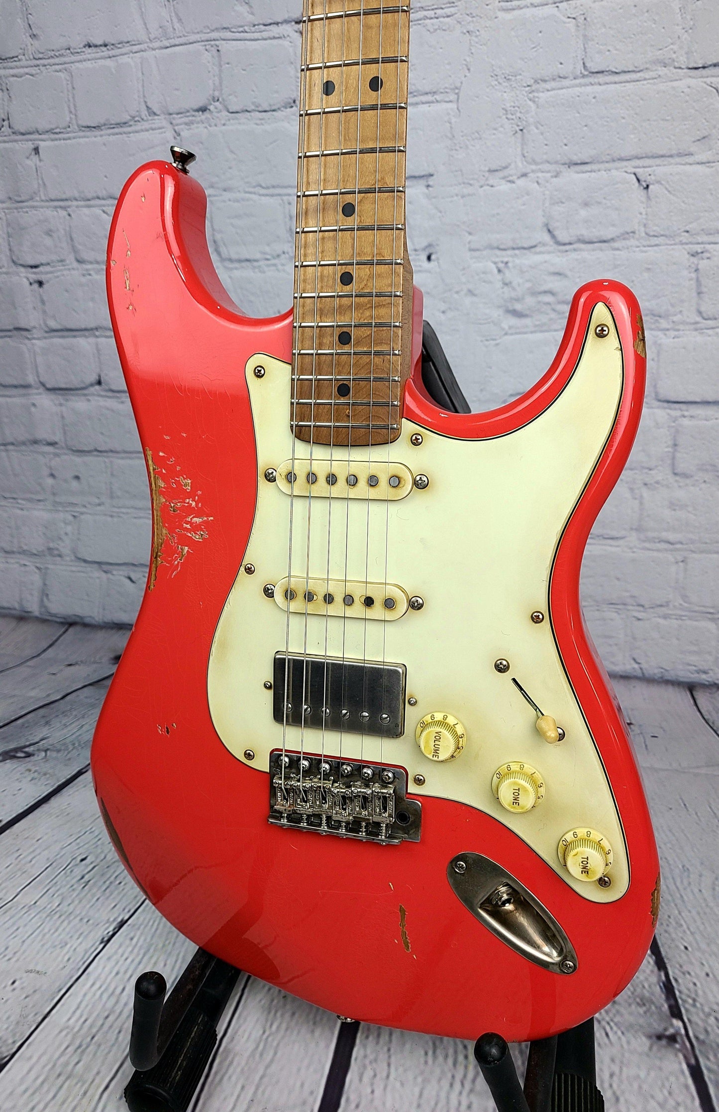 LsL Instruments Saticoy HSS NAMM 2021 Limited Roasted Run Fiesta Red "Tamali" - Guitar Brando