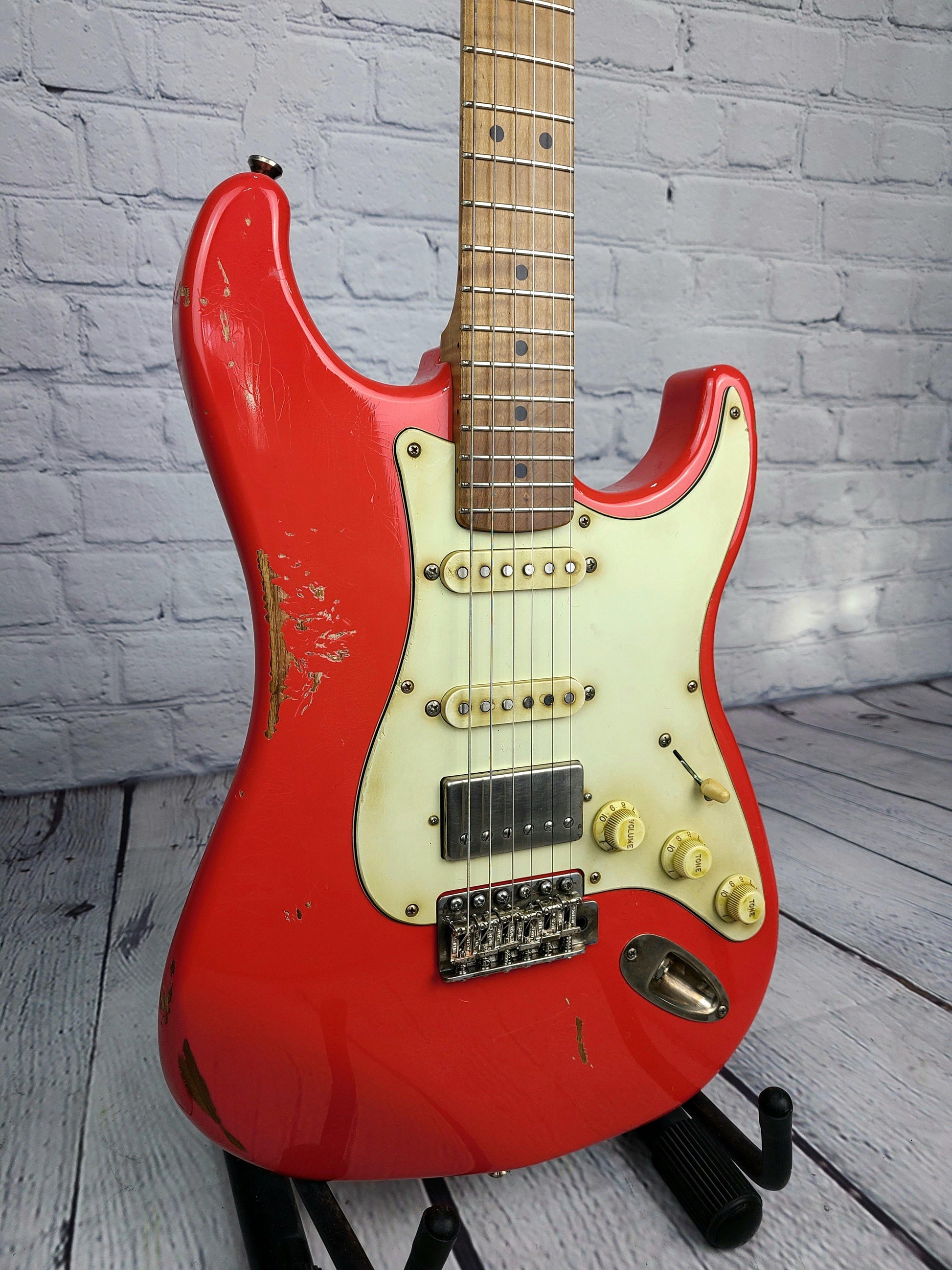 LsL Instruments Saticoy HSS NAMM 2021 Limited Roasted Run Fiesta Red "Tamali" - Guitar Brando