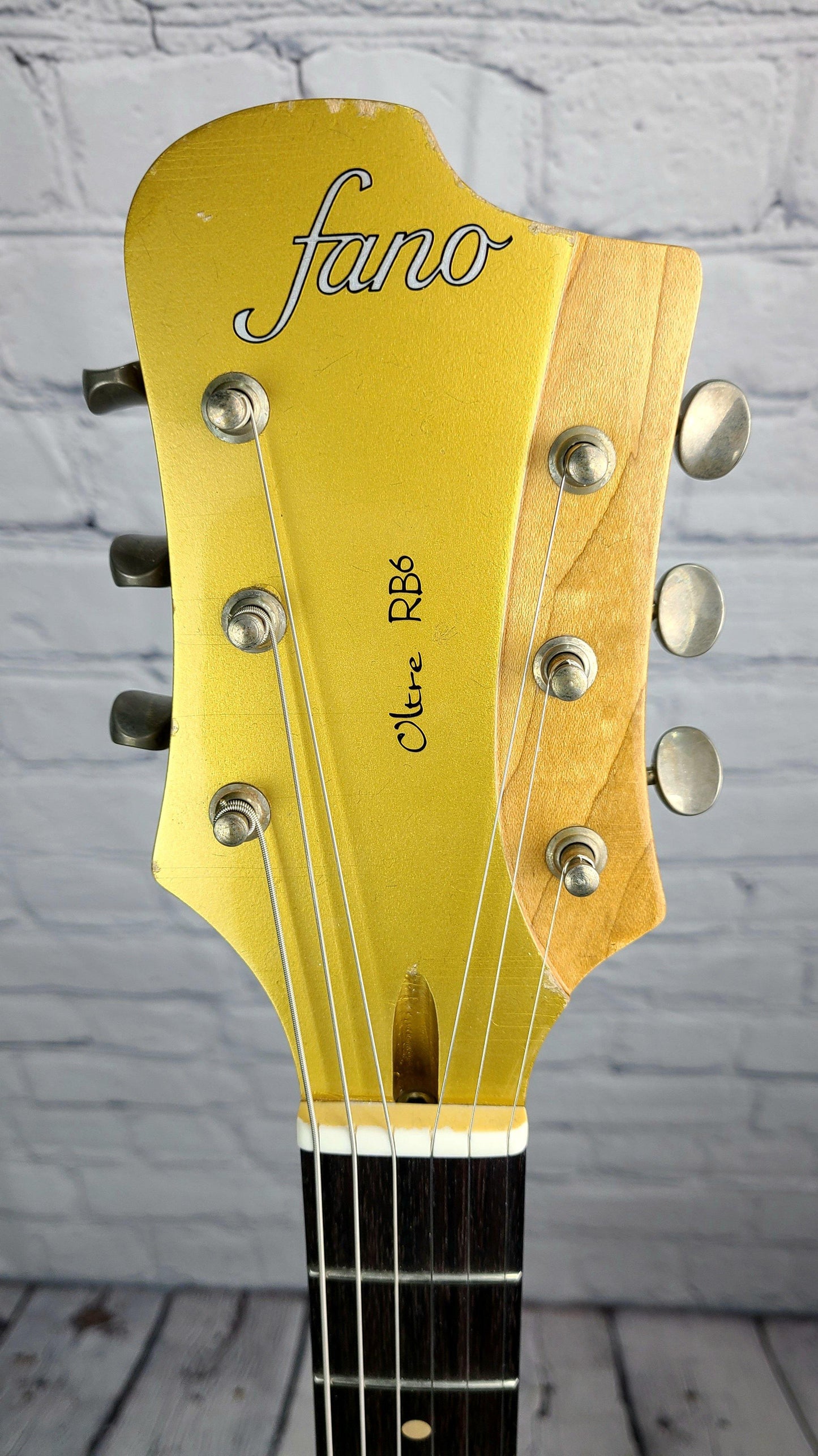 Fano RB6 Oltre Goldtop Headstock Up Close USA 