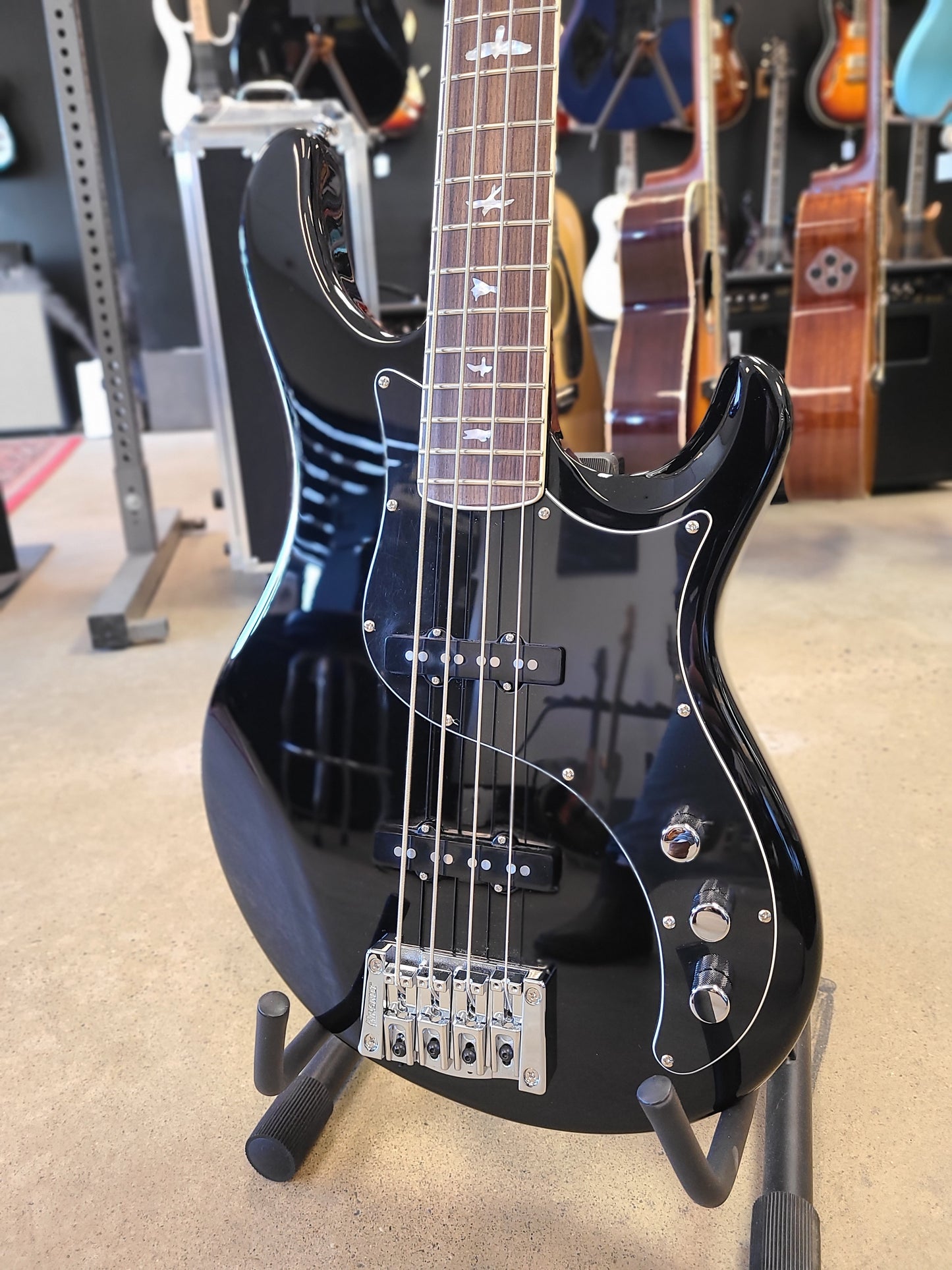 USED PRS SE Kestrel 4 String Bass Guitar Gloss Black