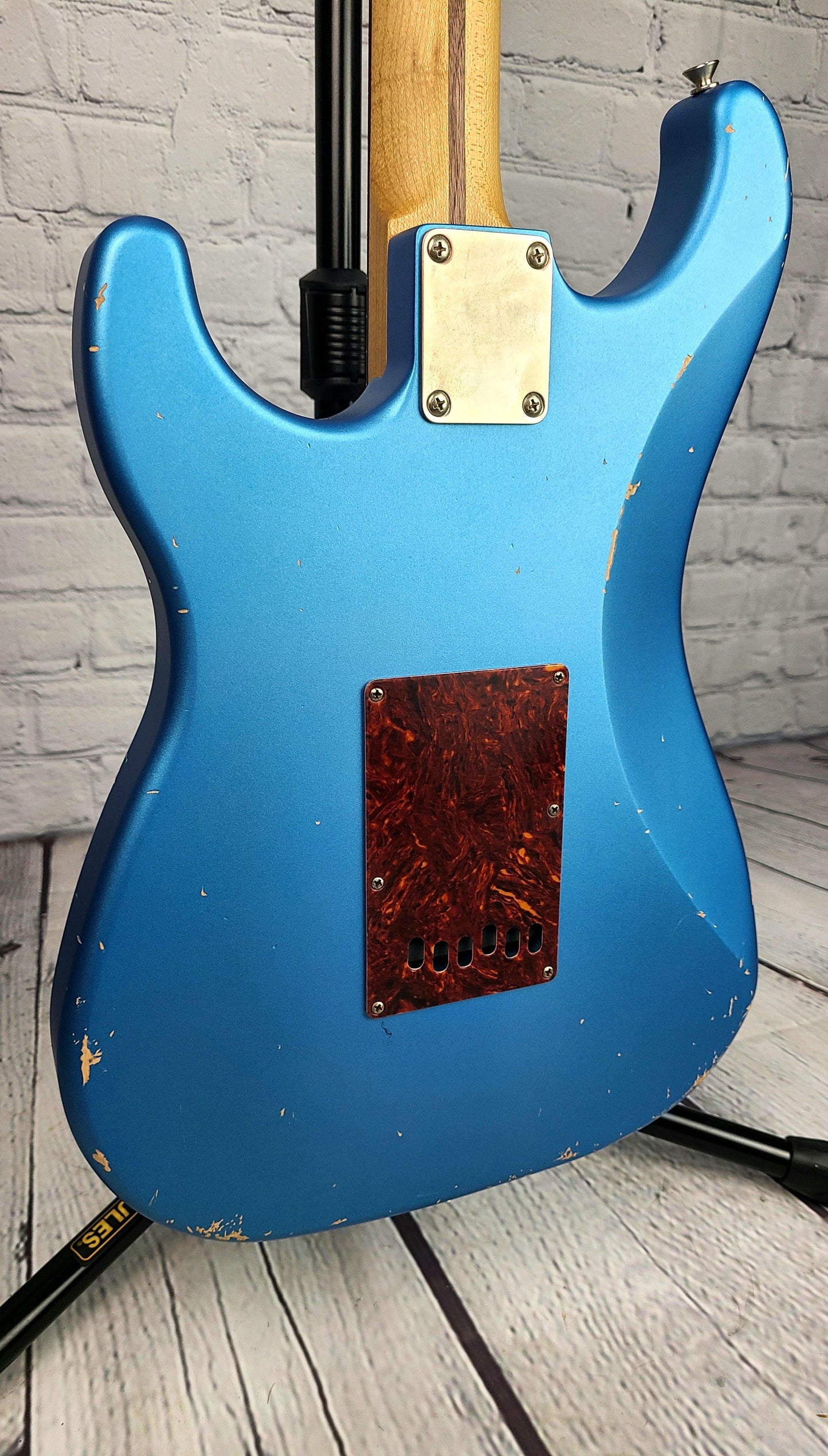 LSL Instruments Saticoy One B HSS Lake Placid Blue Roasted Maple Neck - Guitar Brando