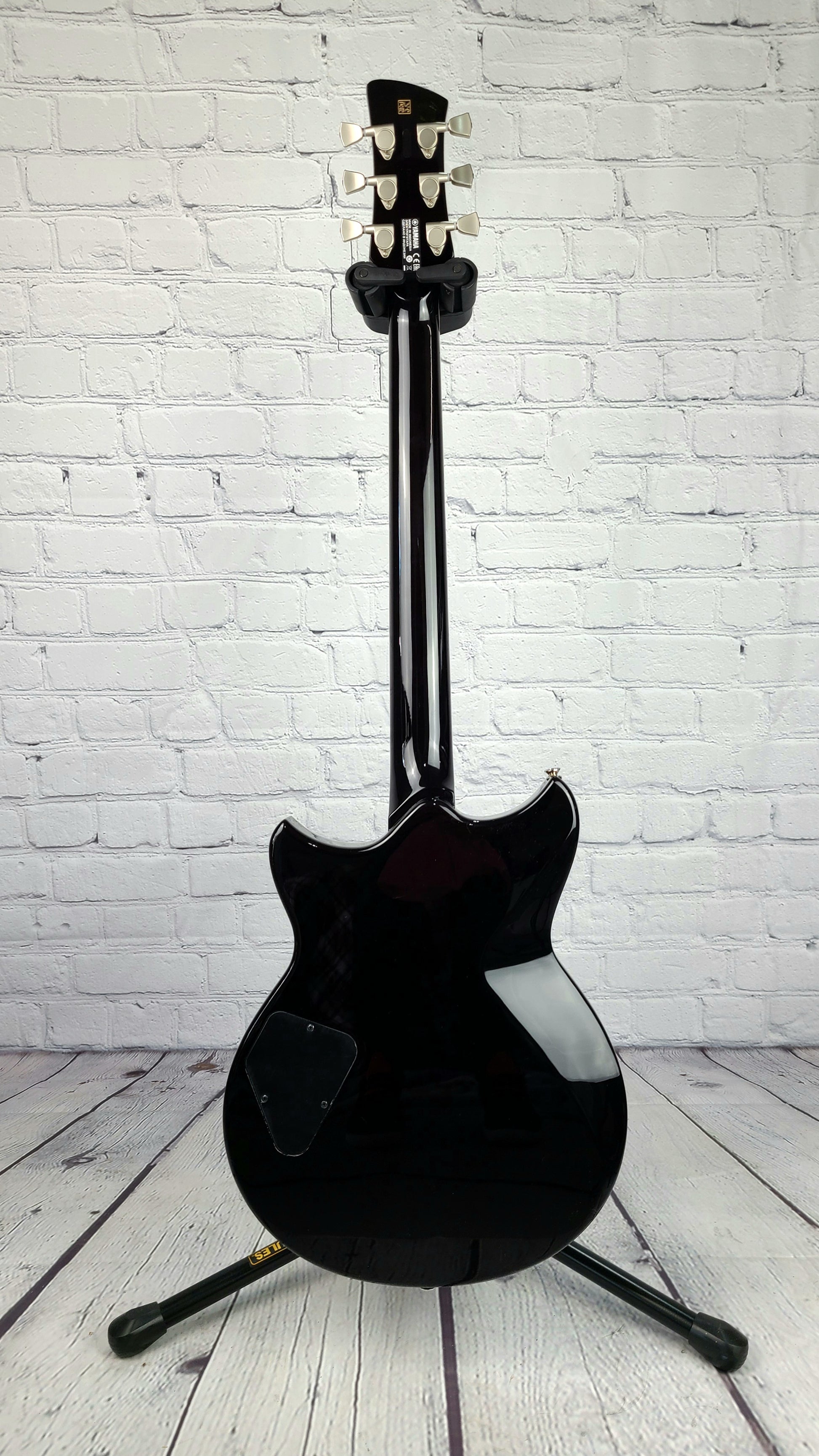 Yamaha Revstar RS820CR BBL Brushed Black Electric Guitar – Guitar 