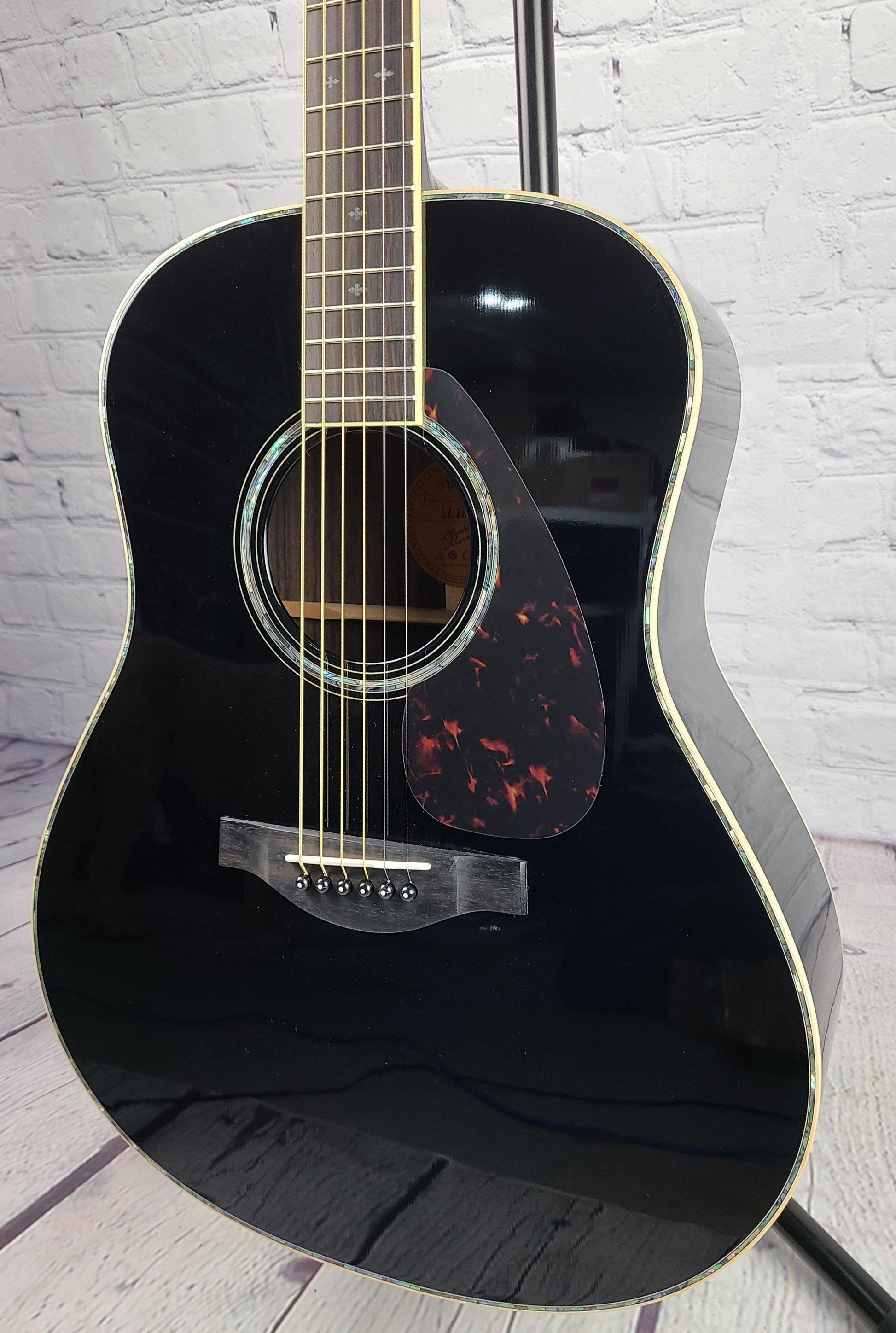 Yamaha LL16D Deluxe Solid Rosewood Electric Acoustic Gloss Black - Guitar Brando