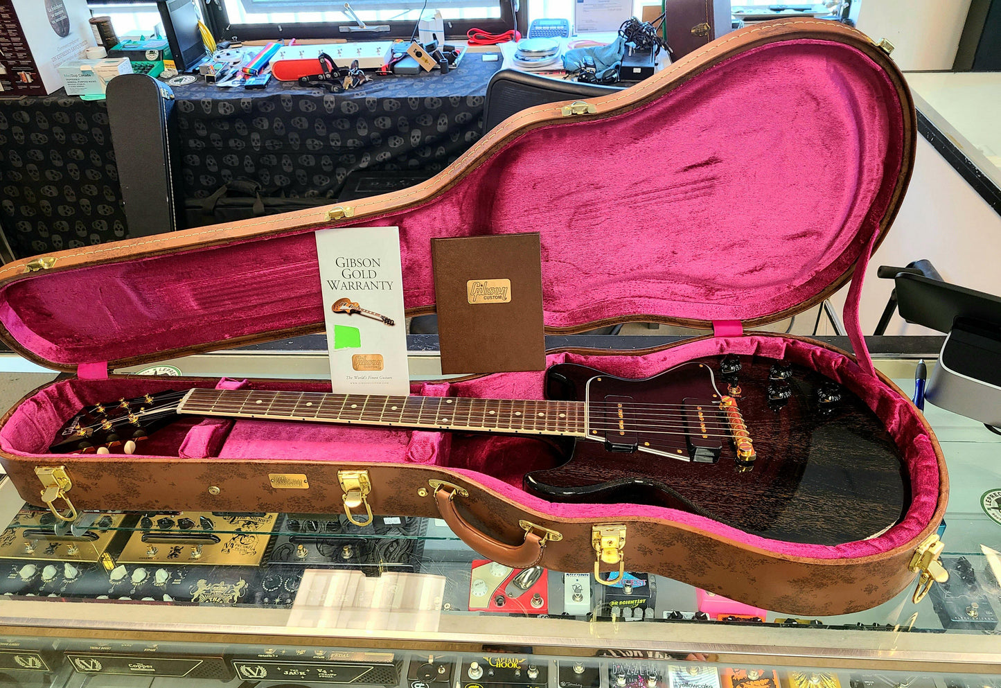 USED Gibson Custom Shop Les Paul Special TV Black Gold 2017 - Guitar Brando