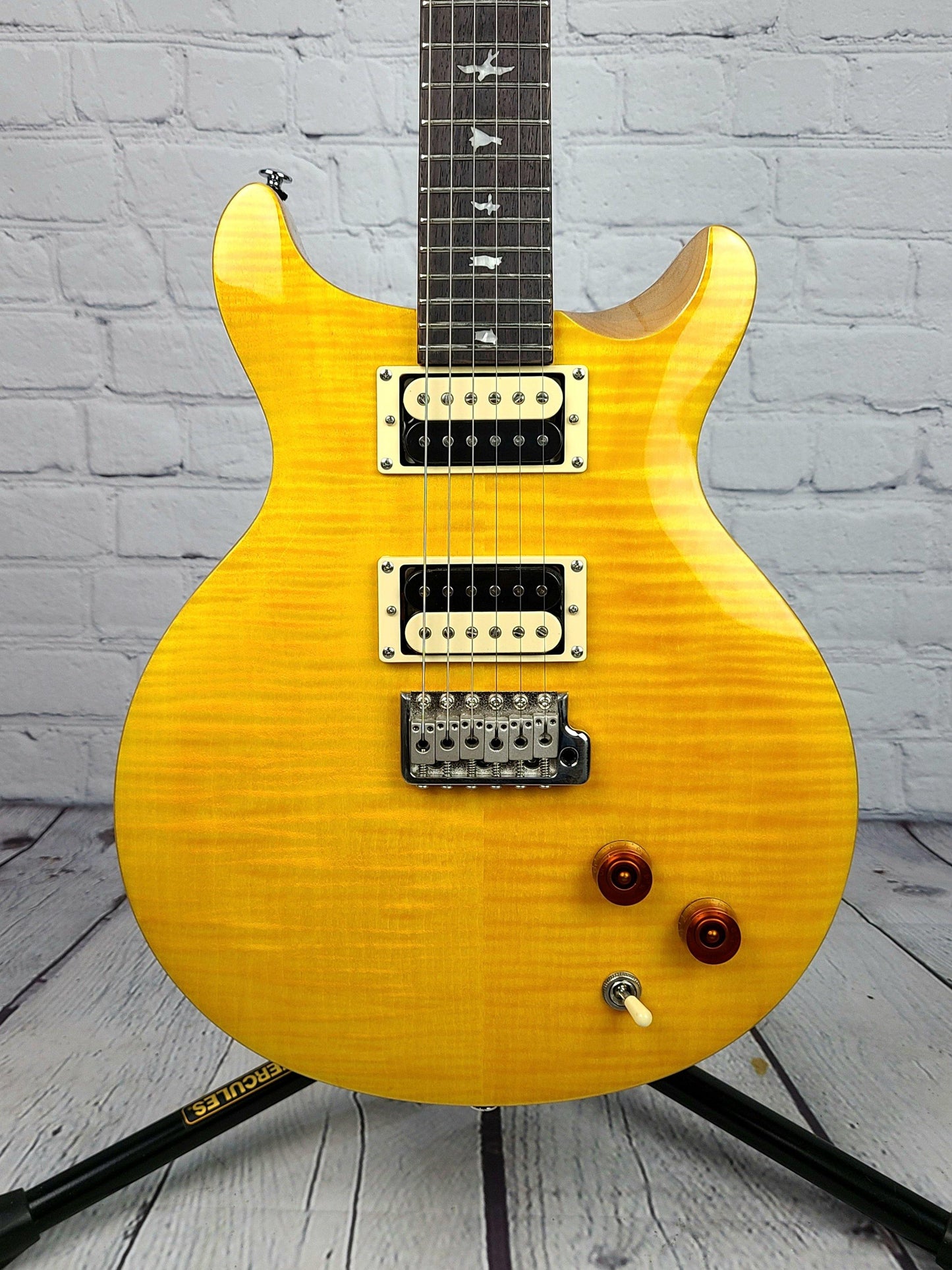 Paul Reed Smith PRS SE Santana Yellow Vintage Electric Guitar 2021 - Guitar Brando