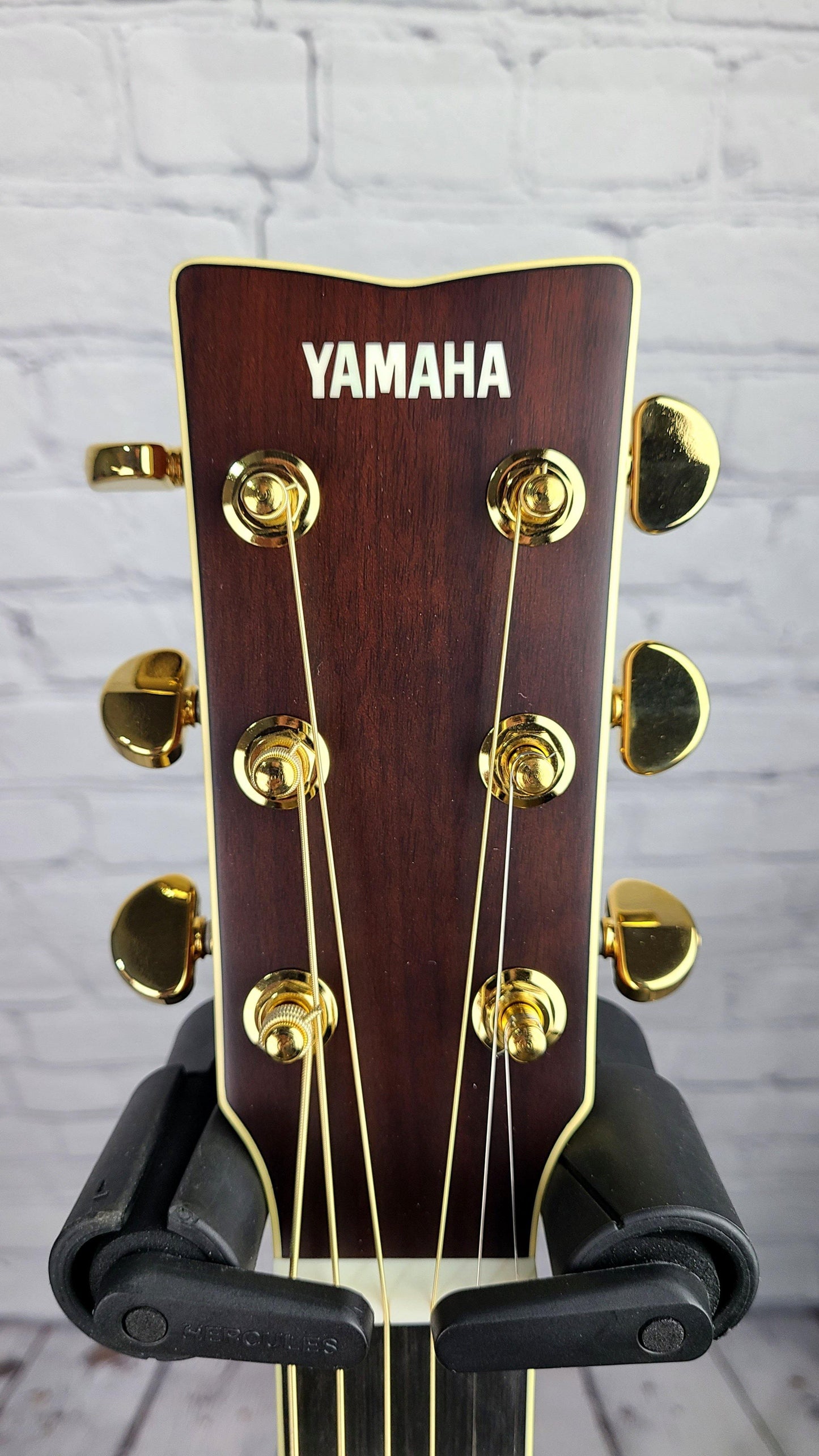 Yamaha LSTA VT TransAcoustic Concert Acoustic Guitar Vintage Tint - Guitar Brando