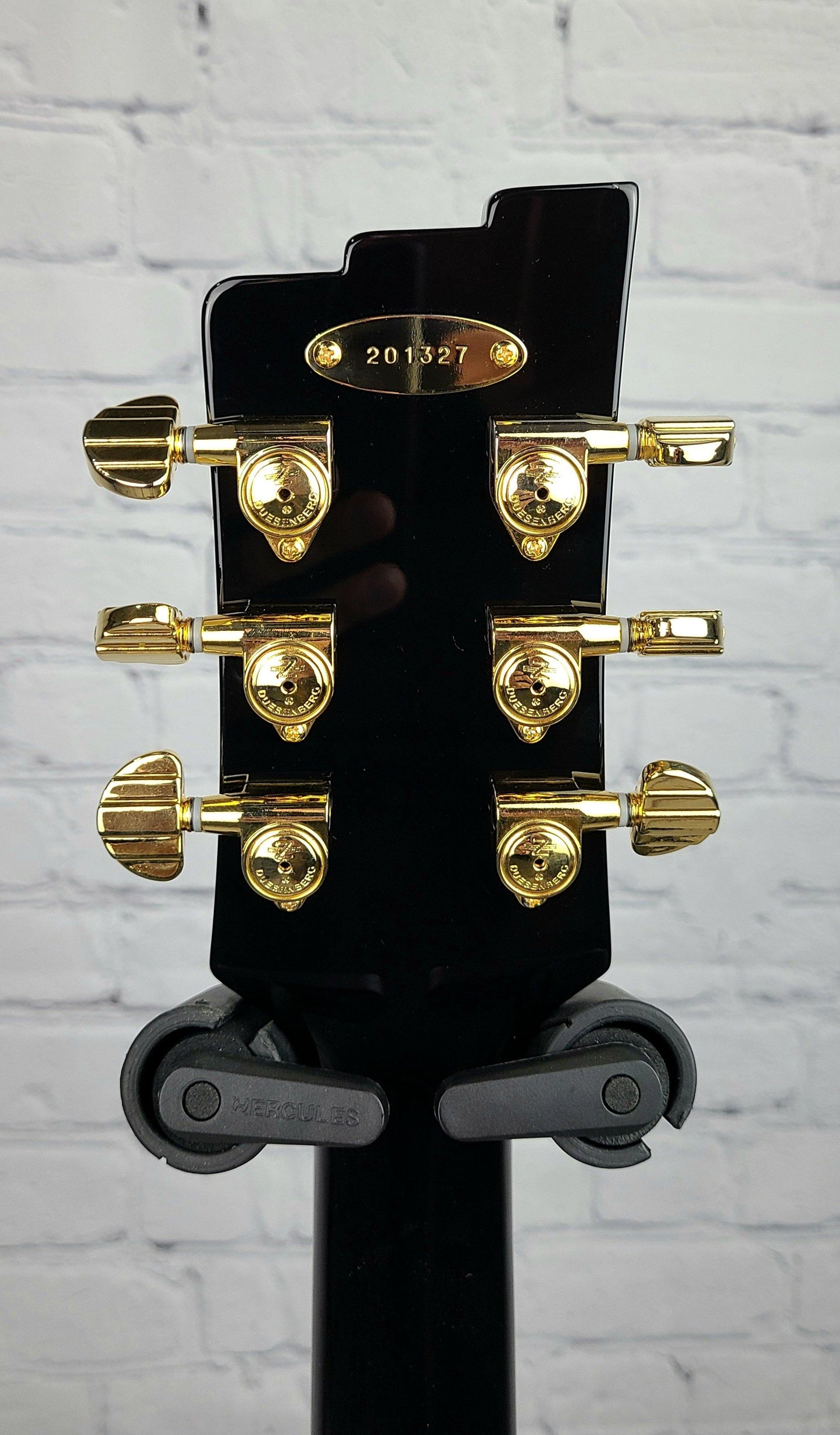 Duesenberg Guitars Starplayer TV Phonic Black Gold Electric Guitar DTV-PC-BK - Guitar Brando