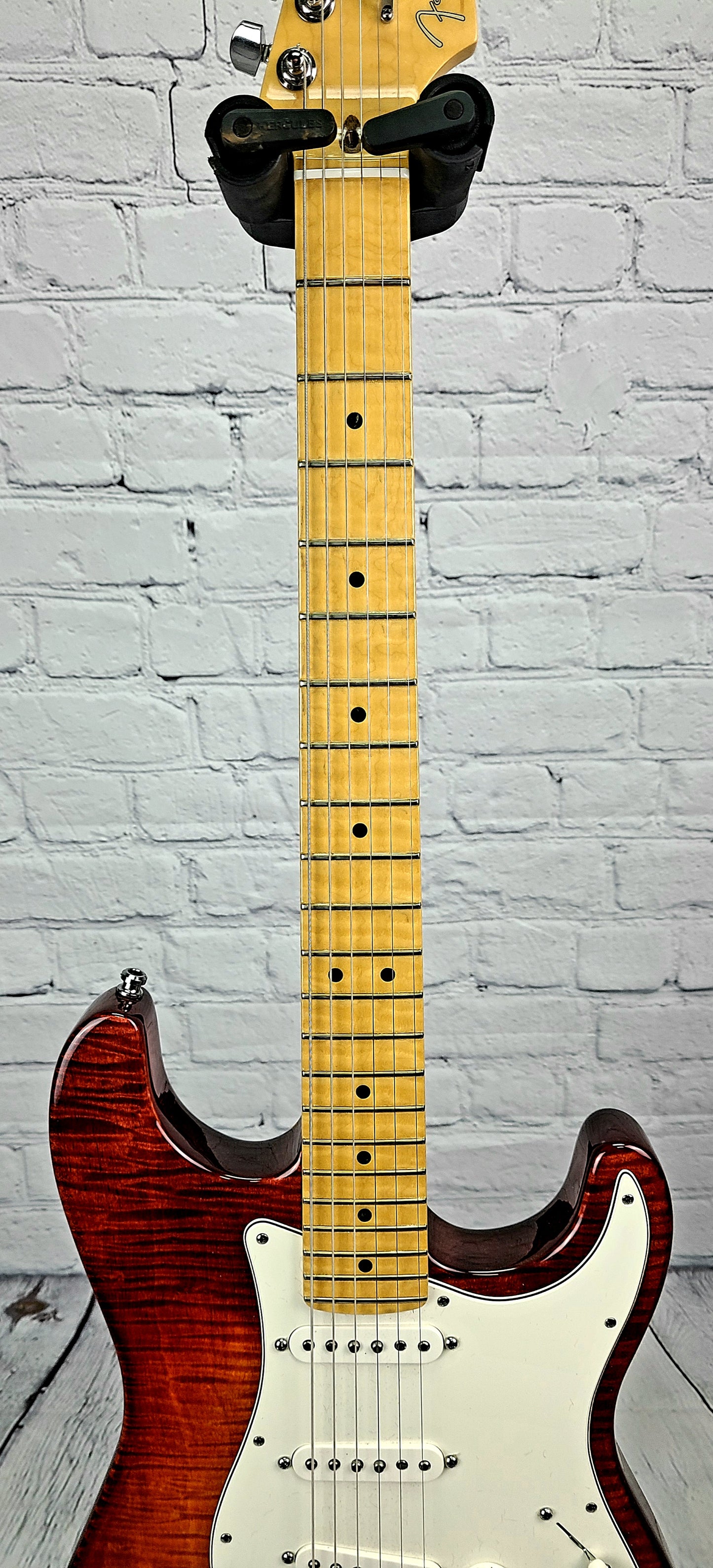 USED 2011 Fender American Select Stratocaster USA Flame Top Cherry Burst Figured Maple Neck