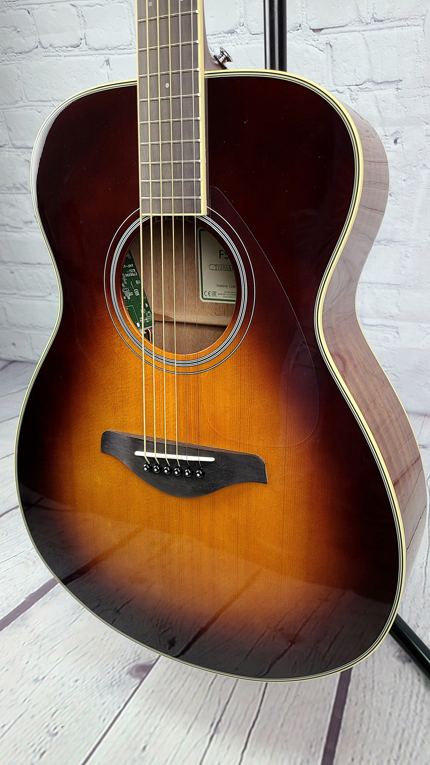 Yamaha FS-TA TransAcoustic Electric Acoustic Guitar Brown Sunburst