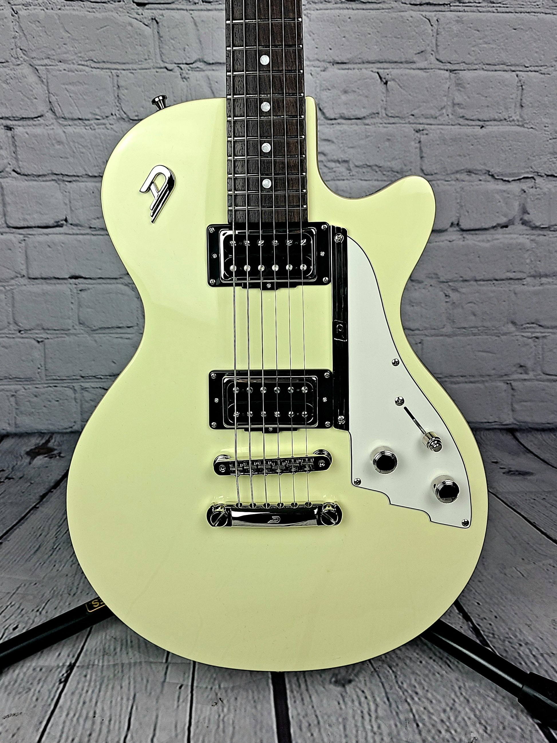 Duesenberg Guitars Starplayer Special Vintage White Electric