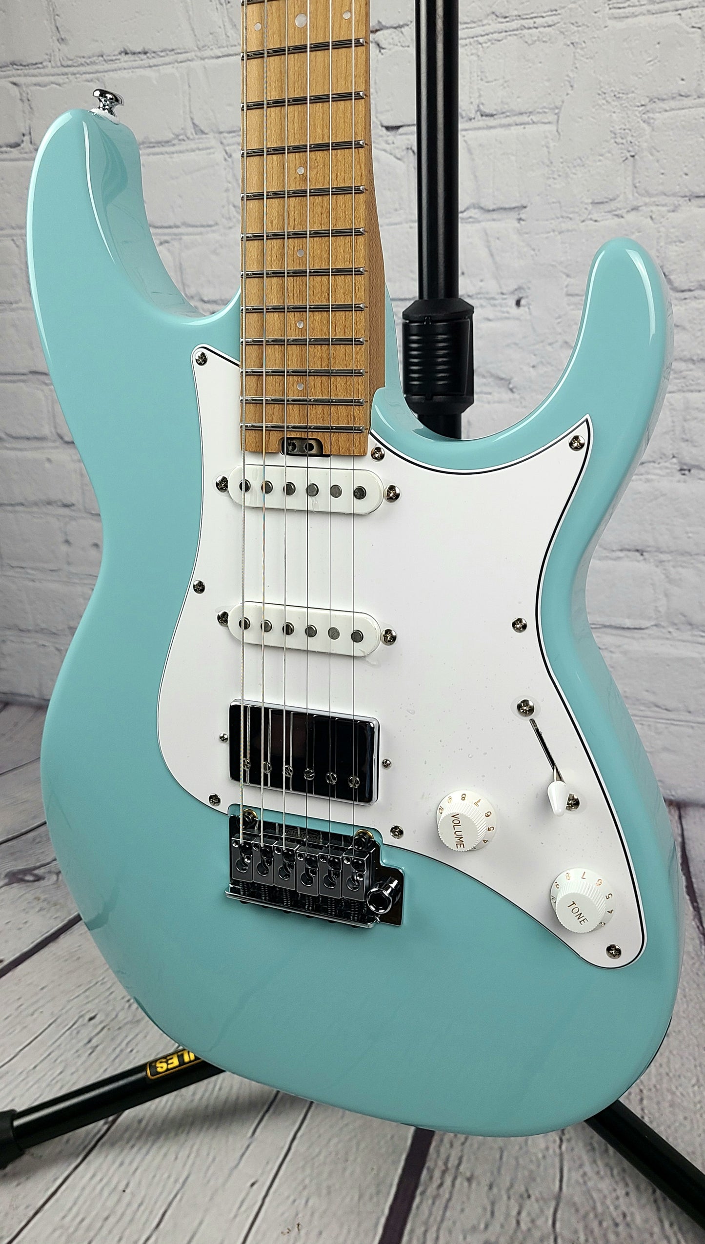 Balaguer Select Toro Classic HSS Roasted Maple Electric Guitar Pastel Blue