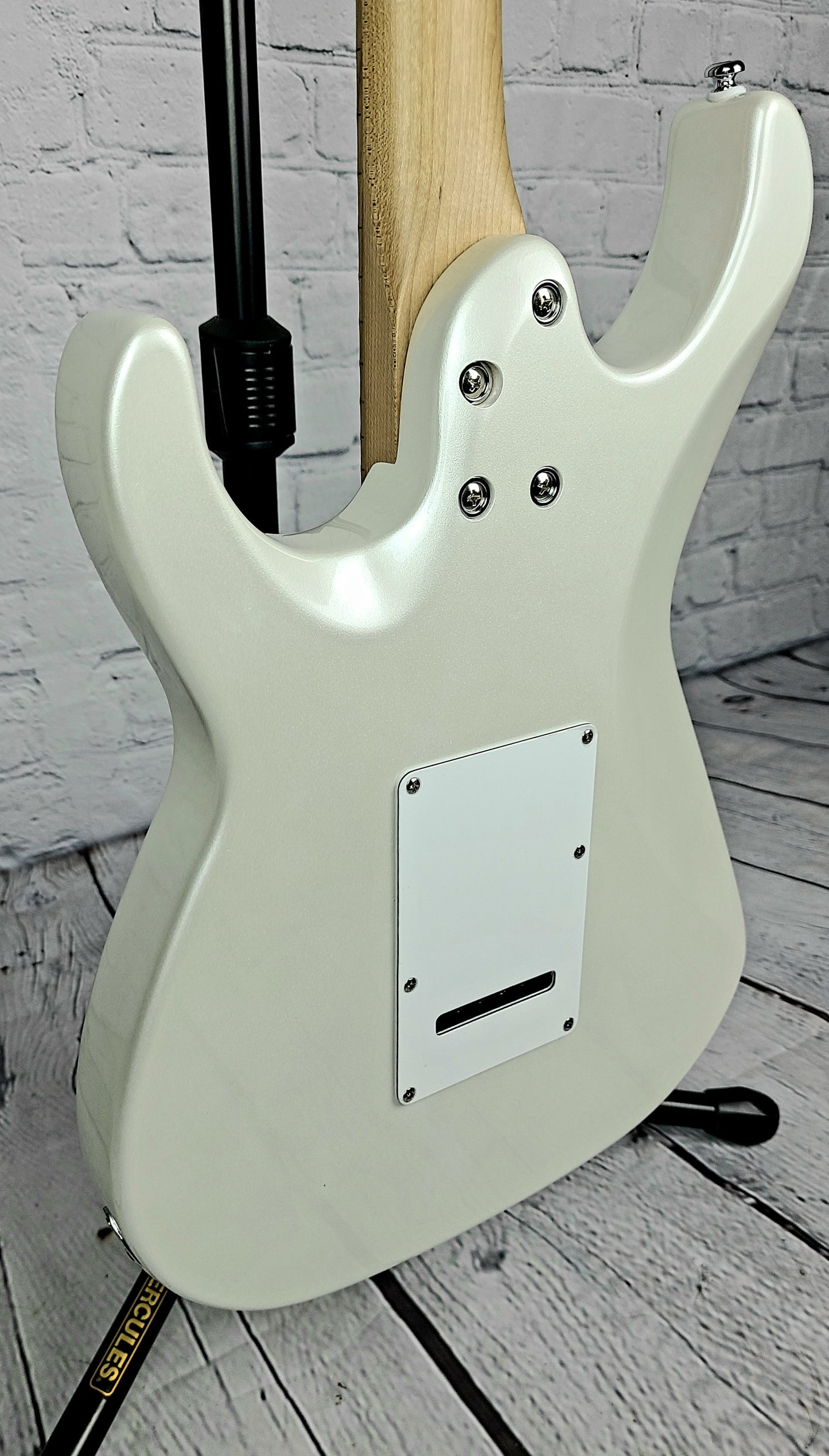 Balaguer Select Toro Classic HSS Roasted Maple Electric Guitar Metallic White