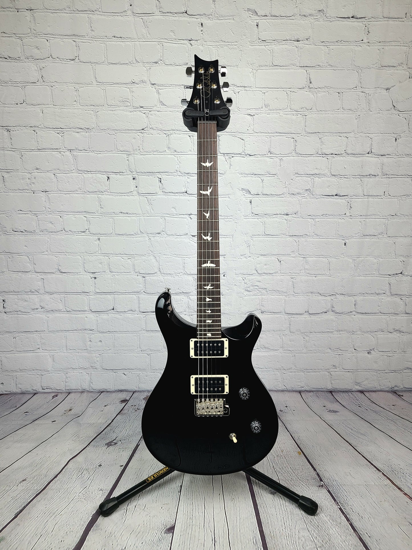 Paul Reed Smith PRS CE24 Bolt-On Electric Guitar Gloss Black