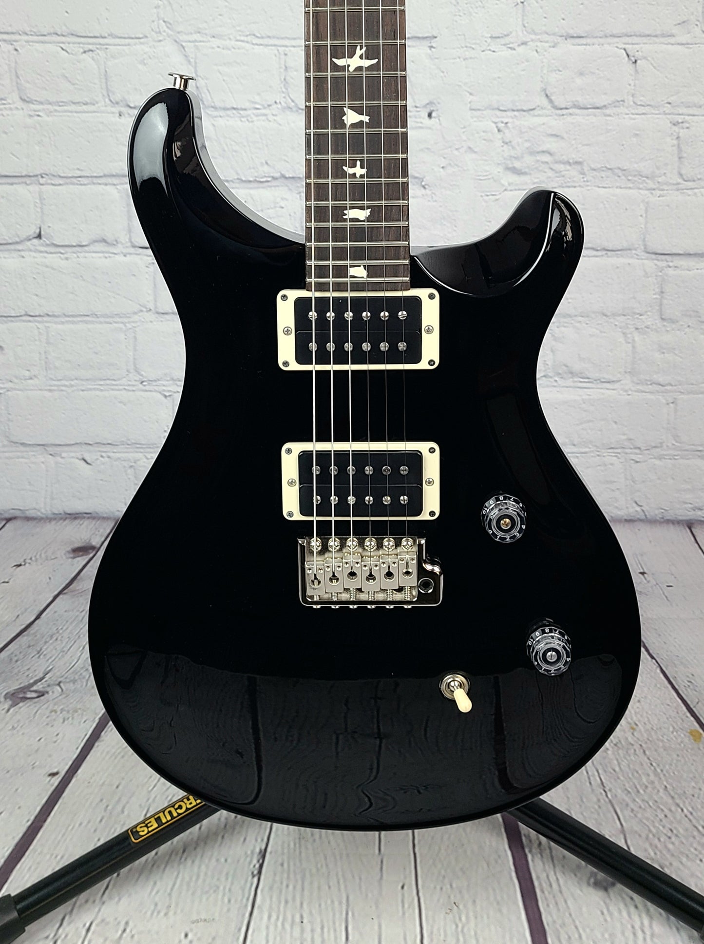 Paul Reed Smith PRS CE24 Bolt-On Electric Guitar Gloss Black