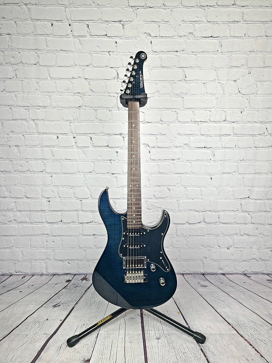 Yamaha Pacifica PAC612VIIFM Electric Guitar Matte Translucent Black Flame Maple