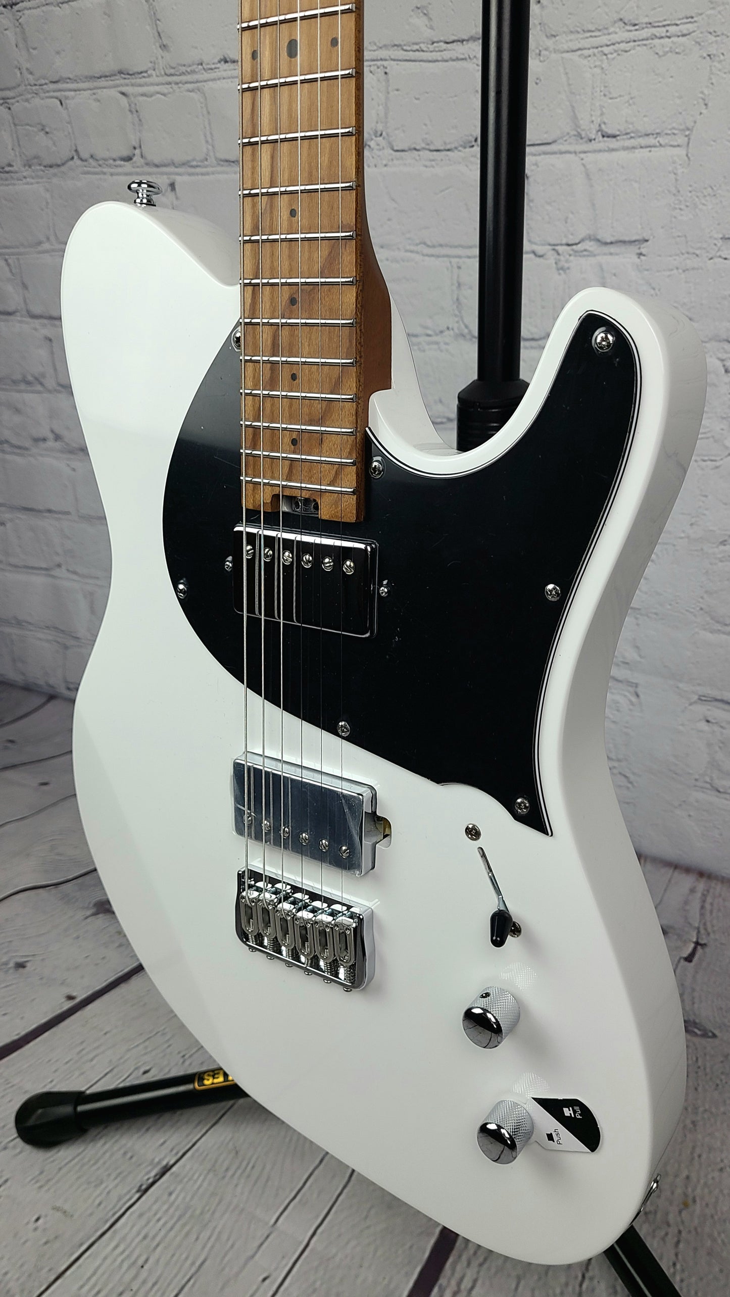 Balaguer Standard Thicket HH Electric Guitar Roasted Neck Gloss White