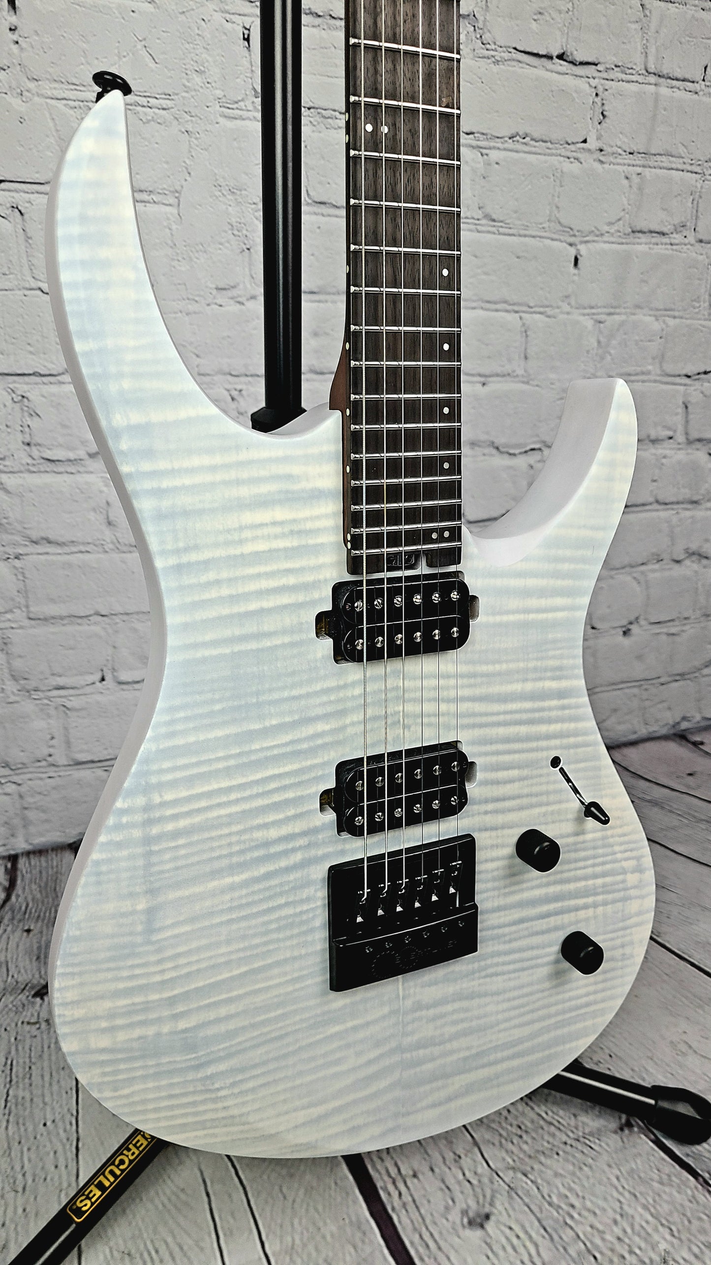 Balaguer Standard Diablo Electric Guitar Trans White Evertune