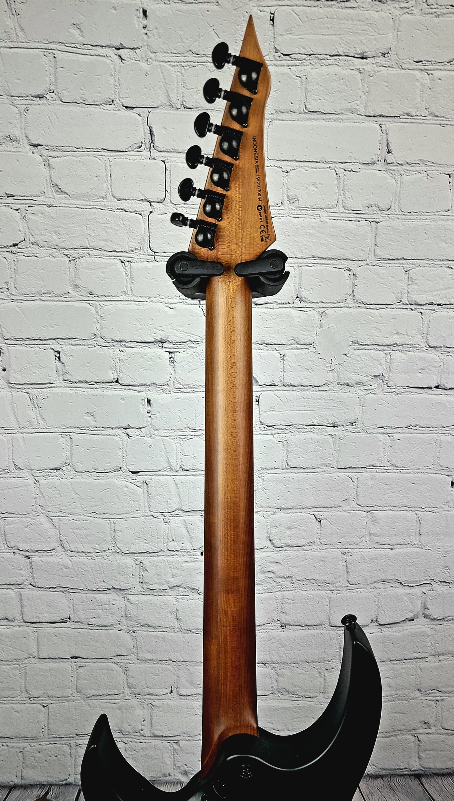 Balaguer Standard Diablo Electric Guitar Trans Black Hipshot