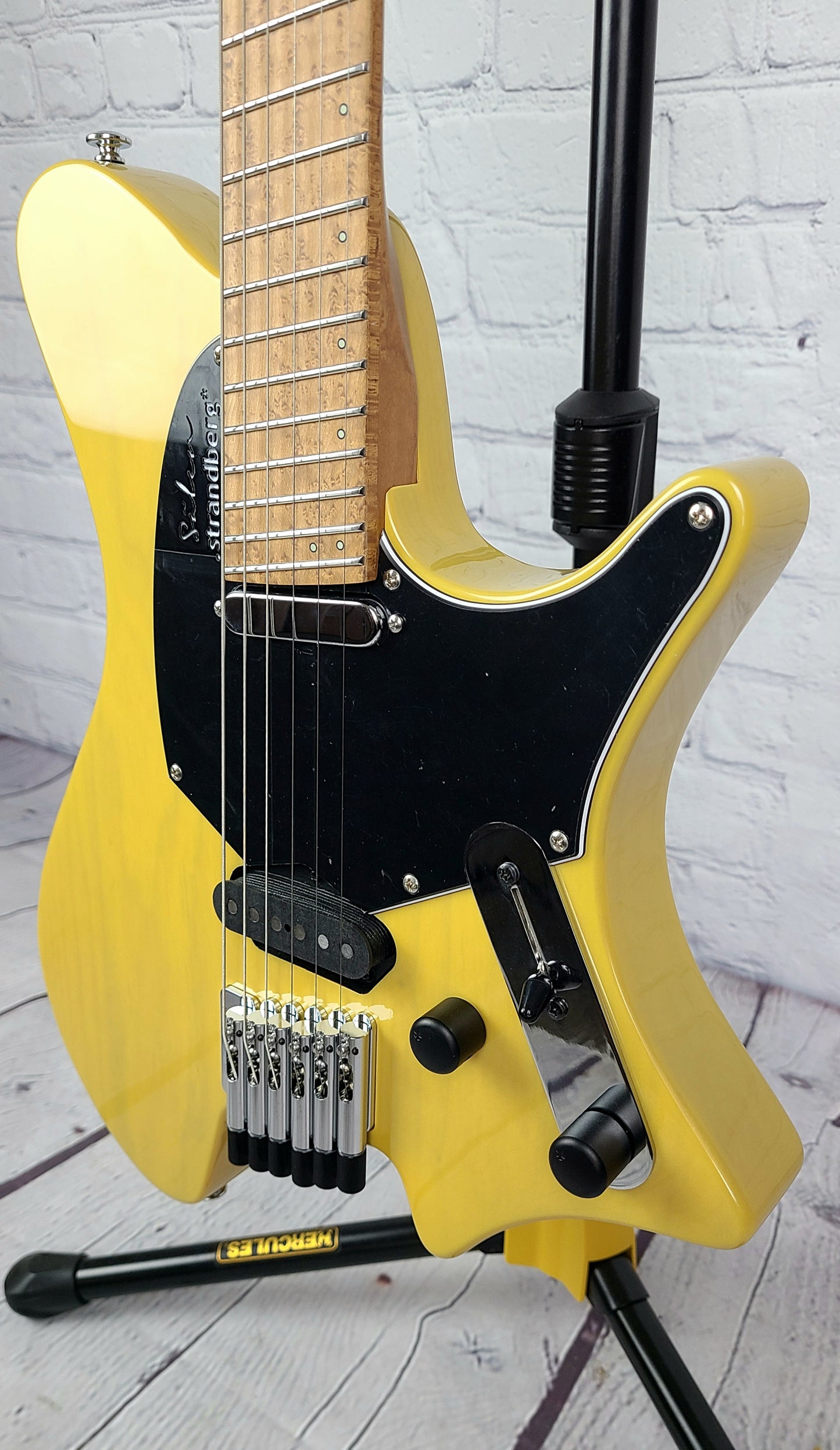 Strandberg Salen Classic 6 String Butterscotch Electric Guitar