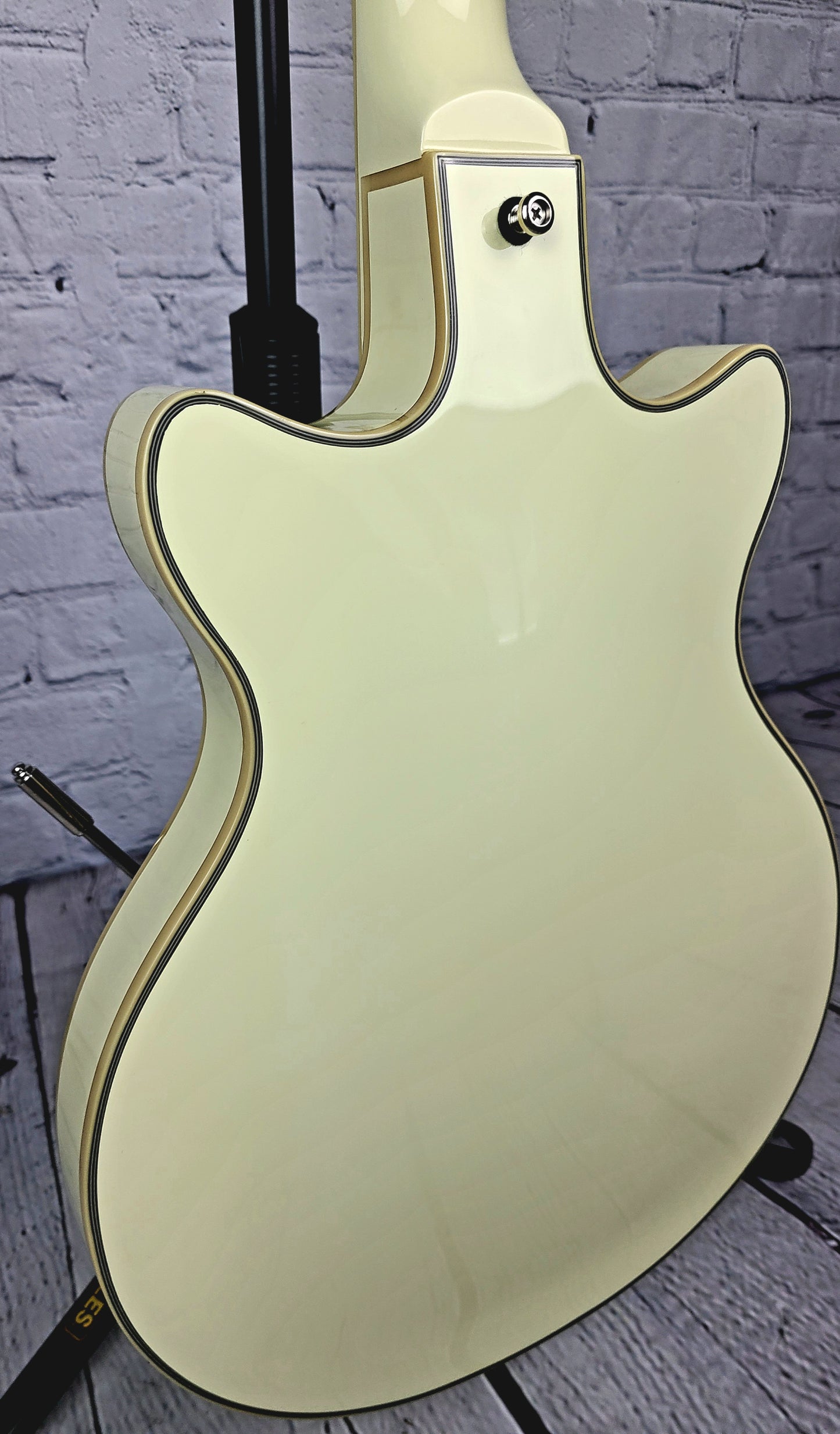Duesenberg Guitars Fullerton TV Semi-Hollow Electric Guitar Vintage White