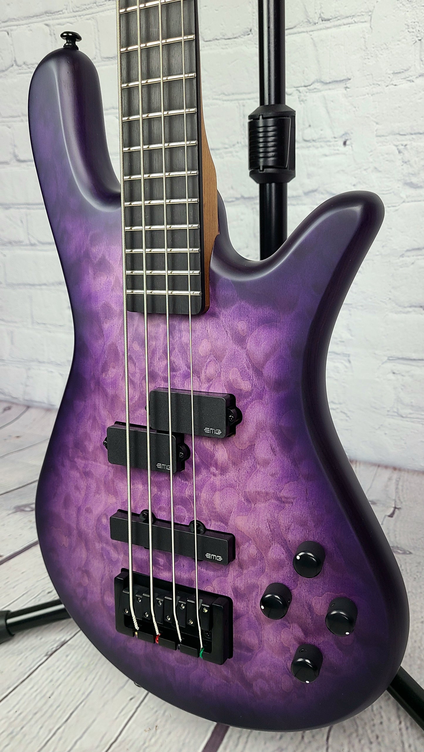 Spector NS Pulse II 4 String Bass Ultra Violet Quilt Maple