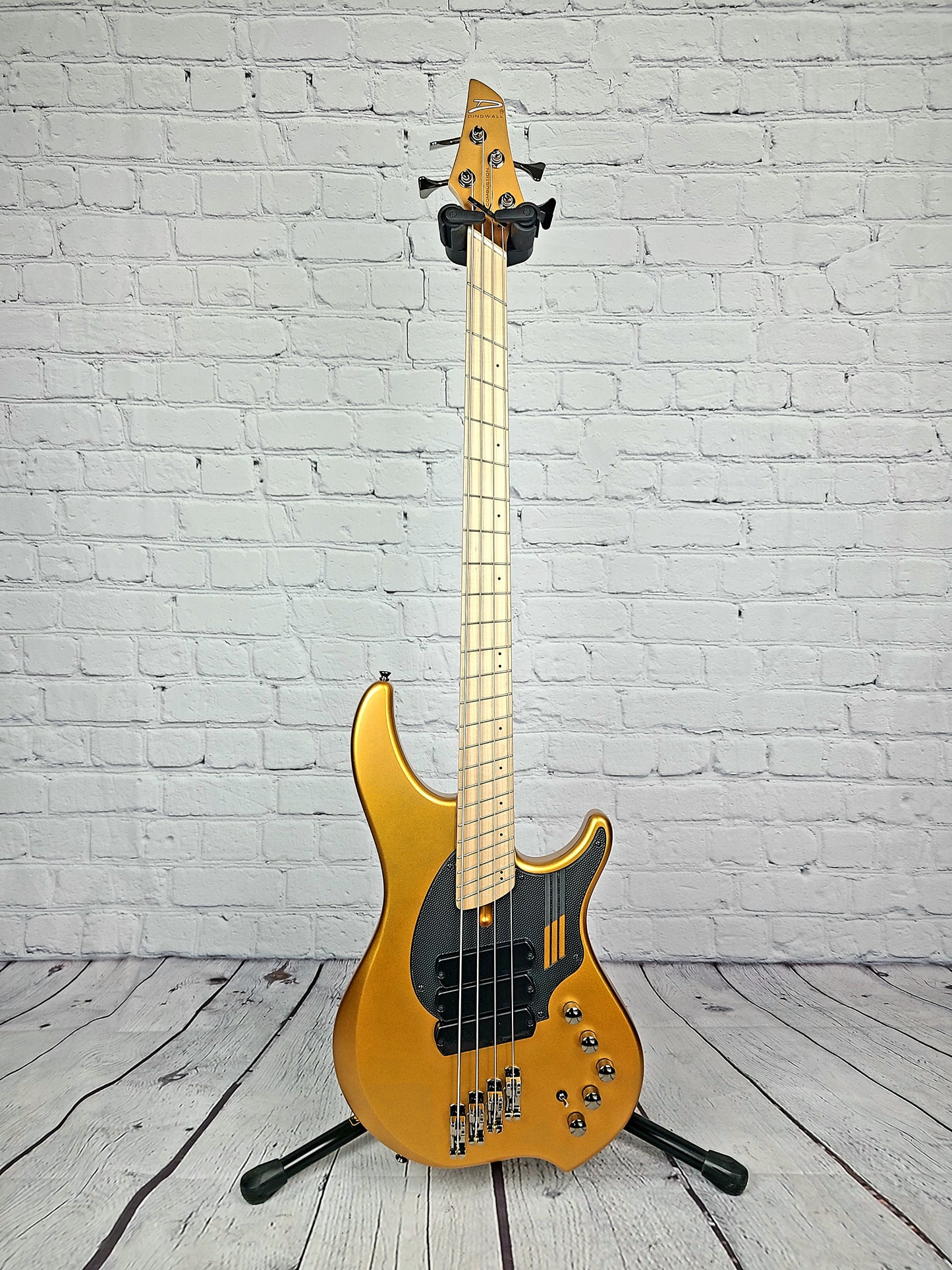 Dingwall NG3 4 String Nolly Bass Guitar Matte Gold Metallic Maple