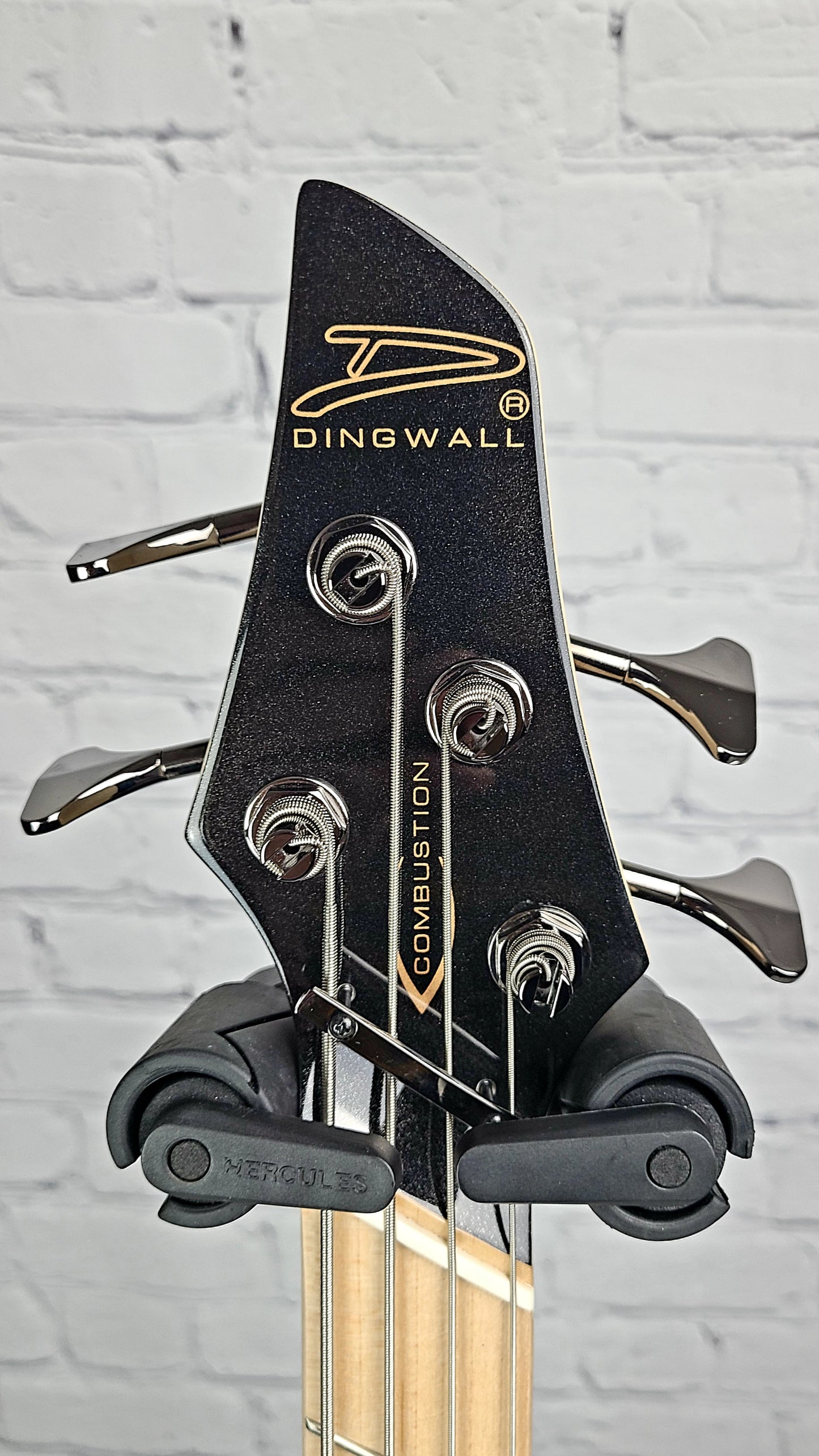 Dingwall NG3 4 String Nolly Bass Guitar Matte Black Maple