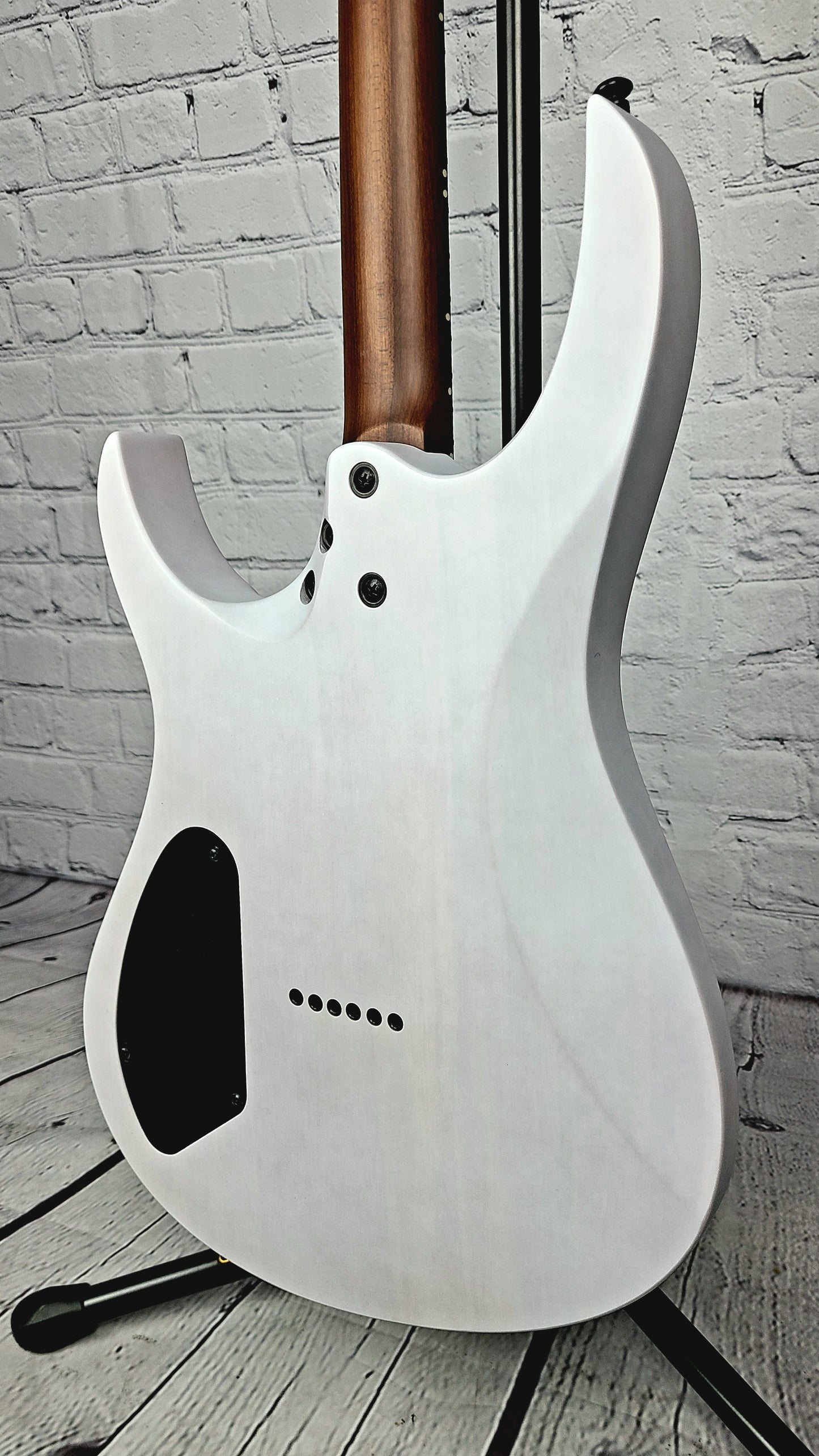 Balaguer Standard Diablo Electric Guitar Trans White Hipshot