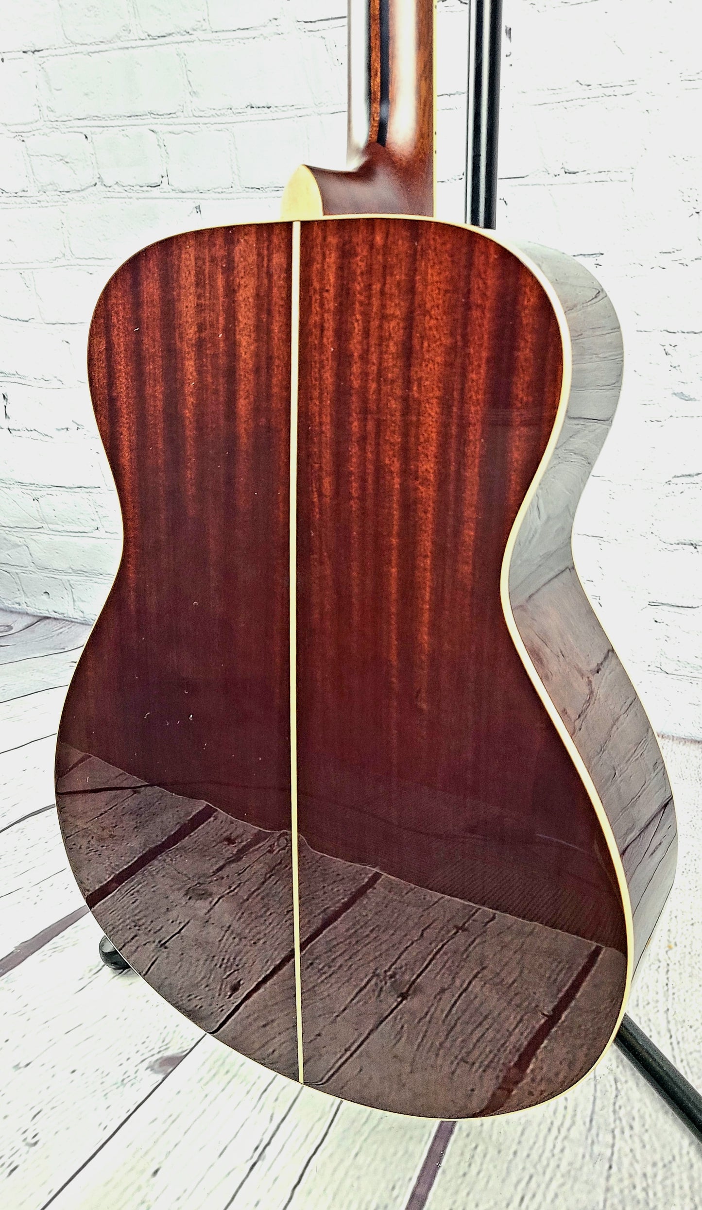 Yamaha LS16M ARE Concert Acoustic Guitar Vintage Tint Mahogany