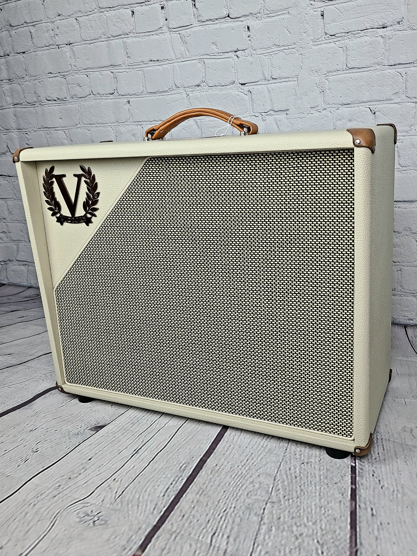 Victory Amplification The Duchess V40C Deluxe 1x12 Combo Tube Guitar Amplifier