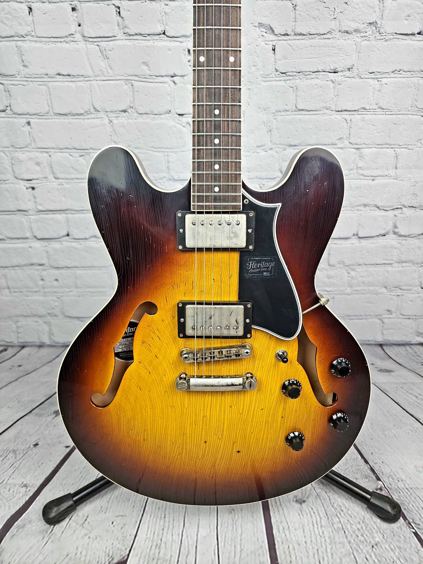 Heritage Guitars H-535 Artisan Aged Sunburst Semi-Hollow Electric Guitar