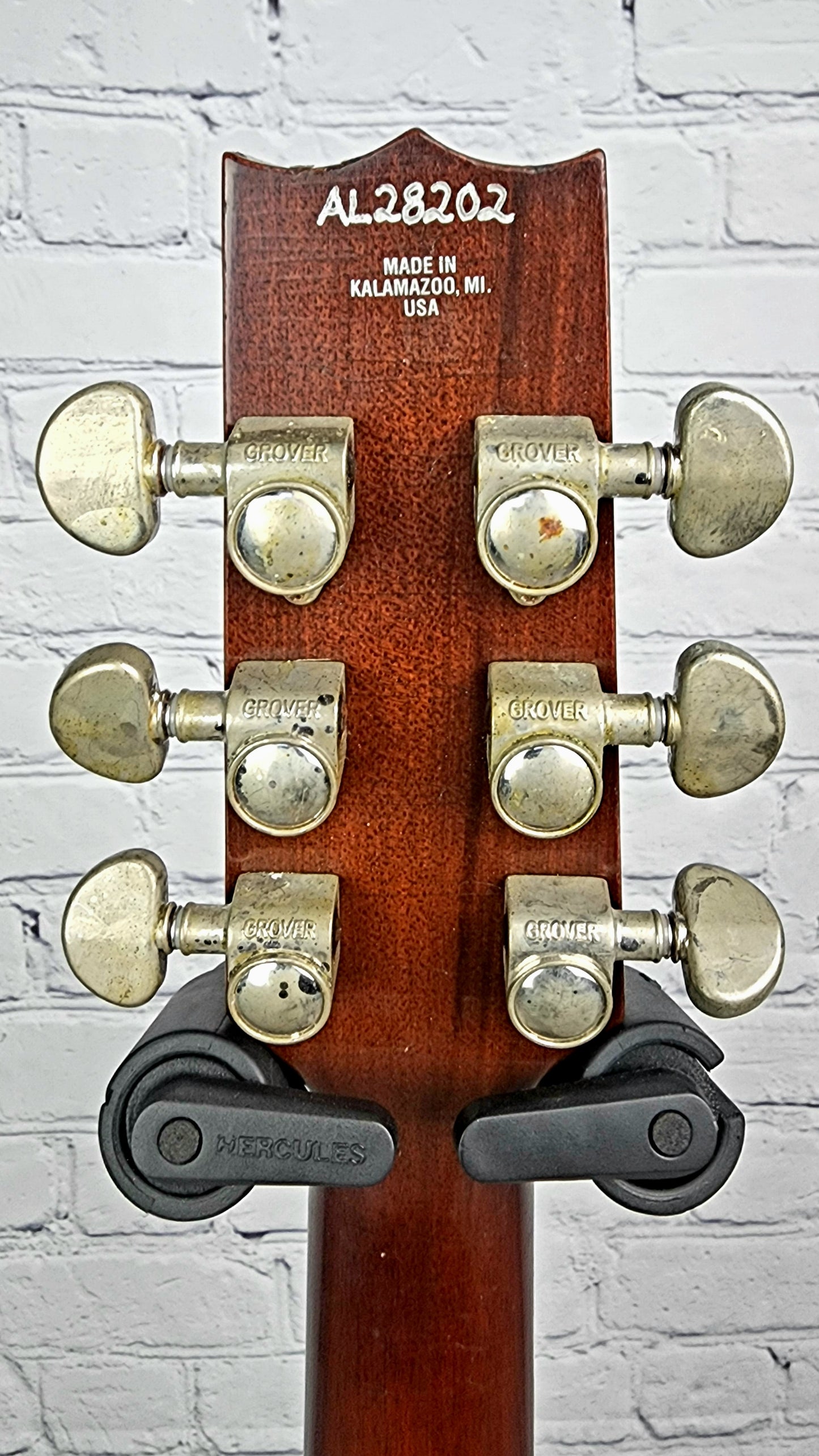 Heritage Guitars H-535 Artisan Aged Sunburst Semi-Hollow Electric Guitar