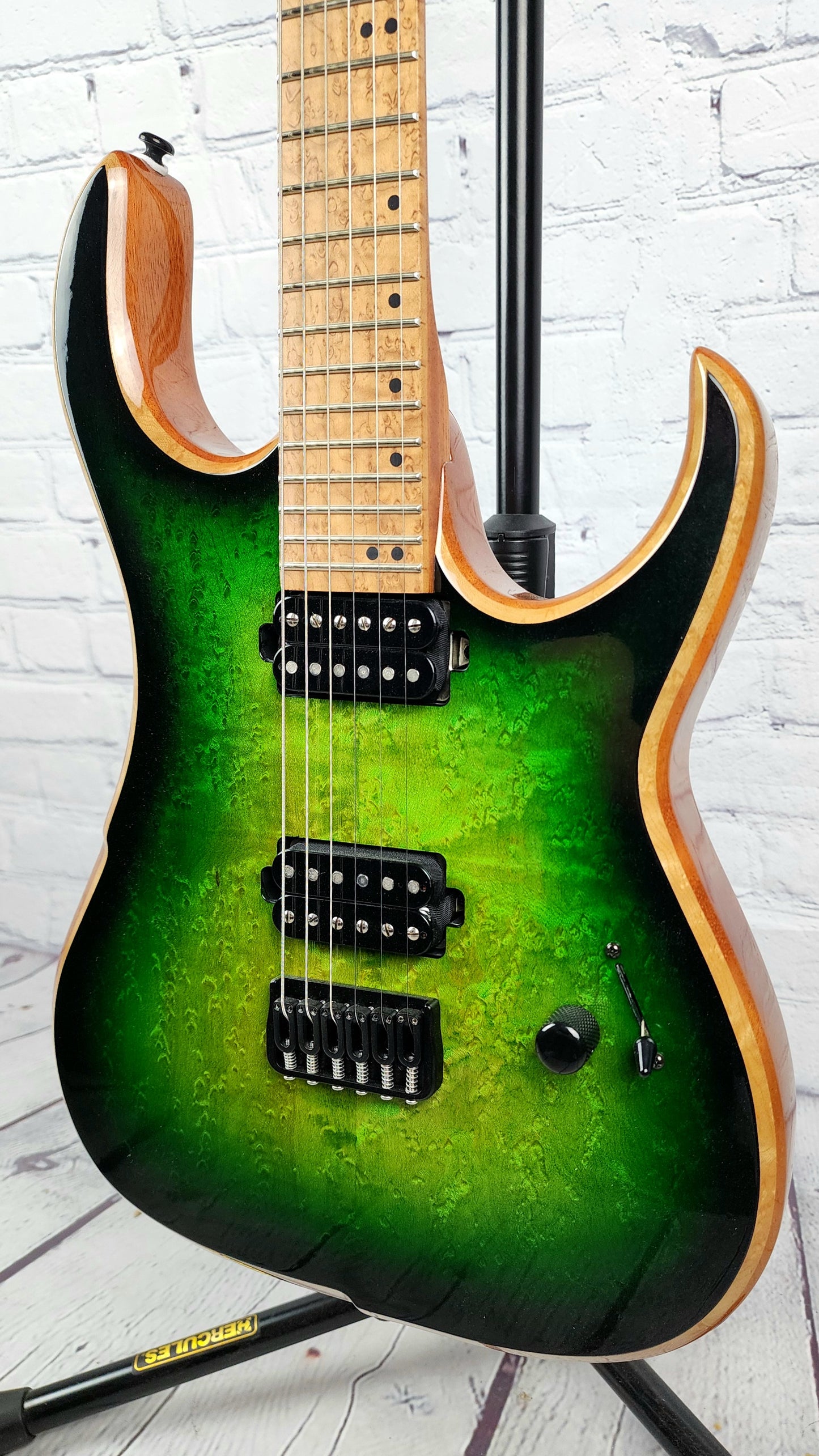 Charbonneau Guitars Scimtar 6S String Green Burst Electric Guitar Bare Knuckle Hipshot