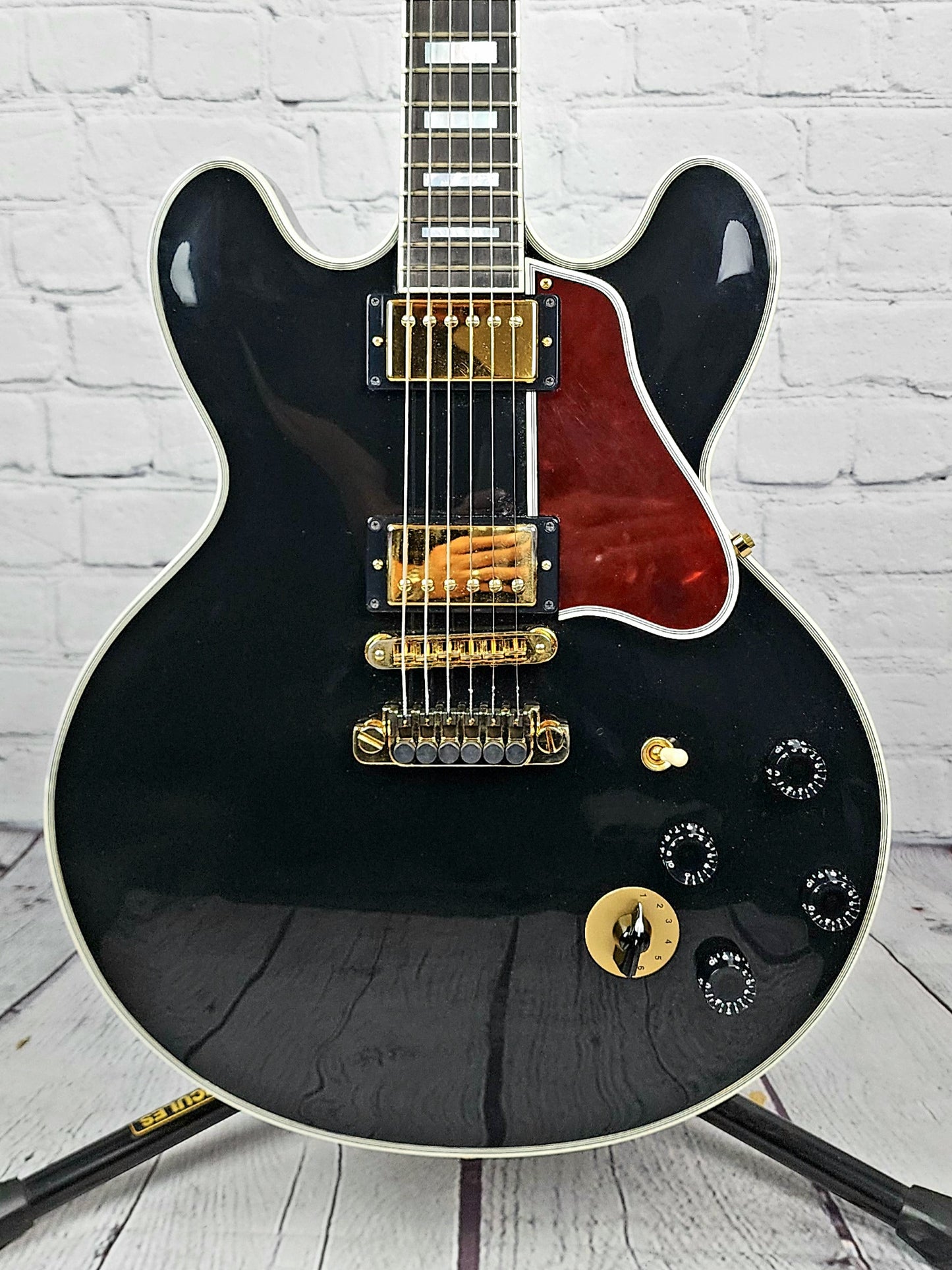 USED Gibson B.B. King Lucille Black Gloss Semi-Hollow 2007 Electric Guitar