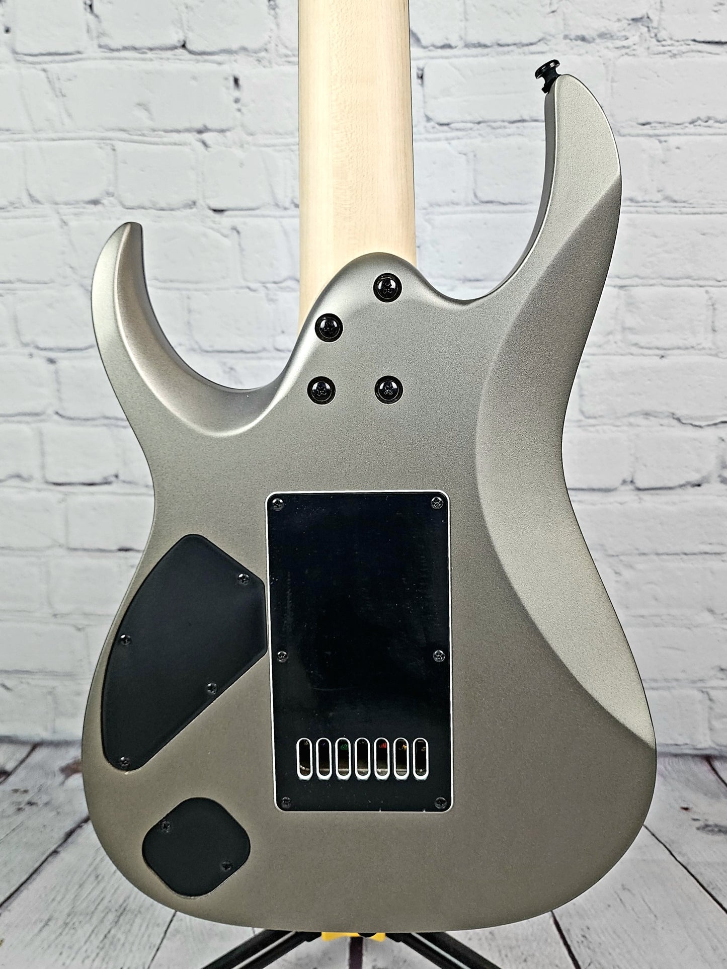 Ibanez APEX30MGM James "Munky" Shaffer Signature Electric Guitar Evertune Grey Metallic